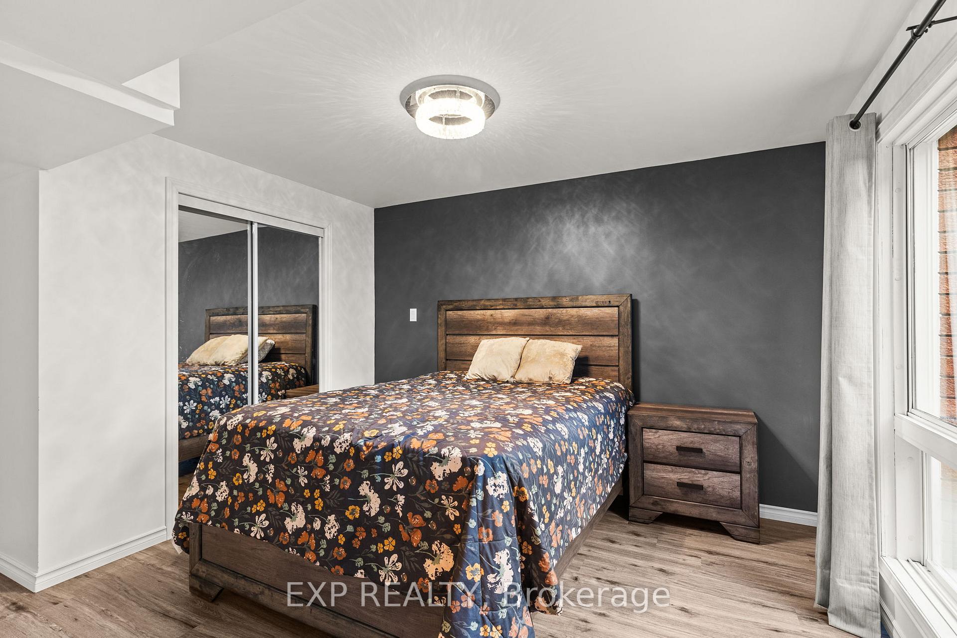 Photo 23 of 35 Pooles Road, Springwater, Midhurst — HOMEH