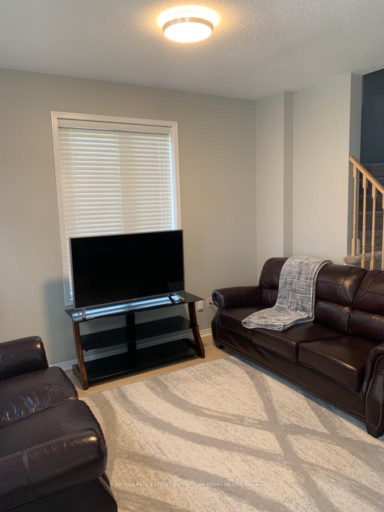 Photo 5 of 234 Brookhill Boulevard, Clarington, Bowmanville — HOMEH