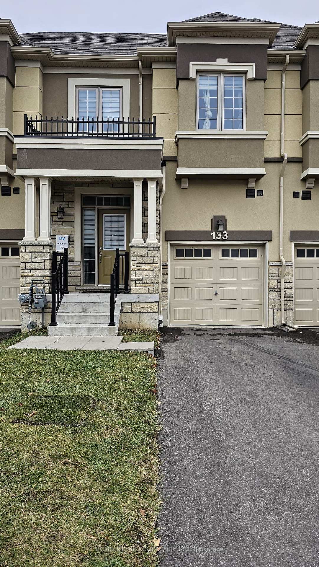 Front of 133 Flagg Avenue