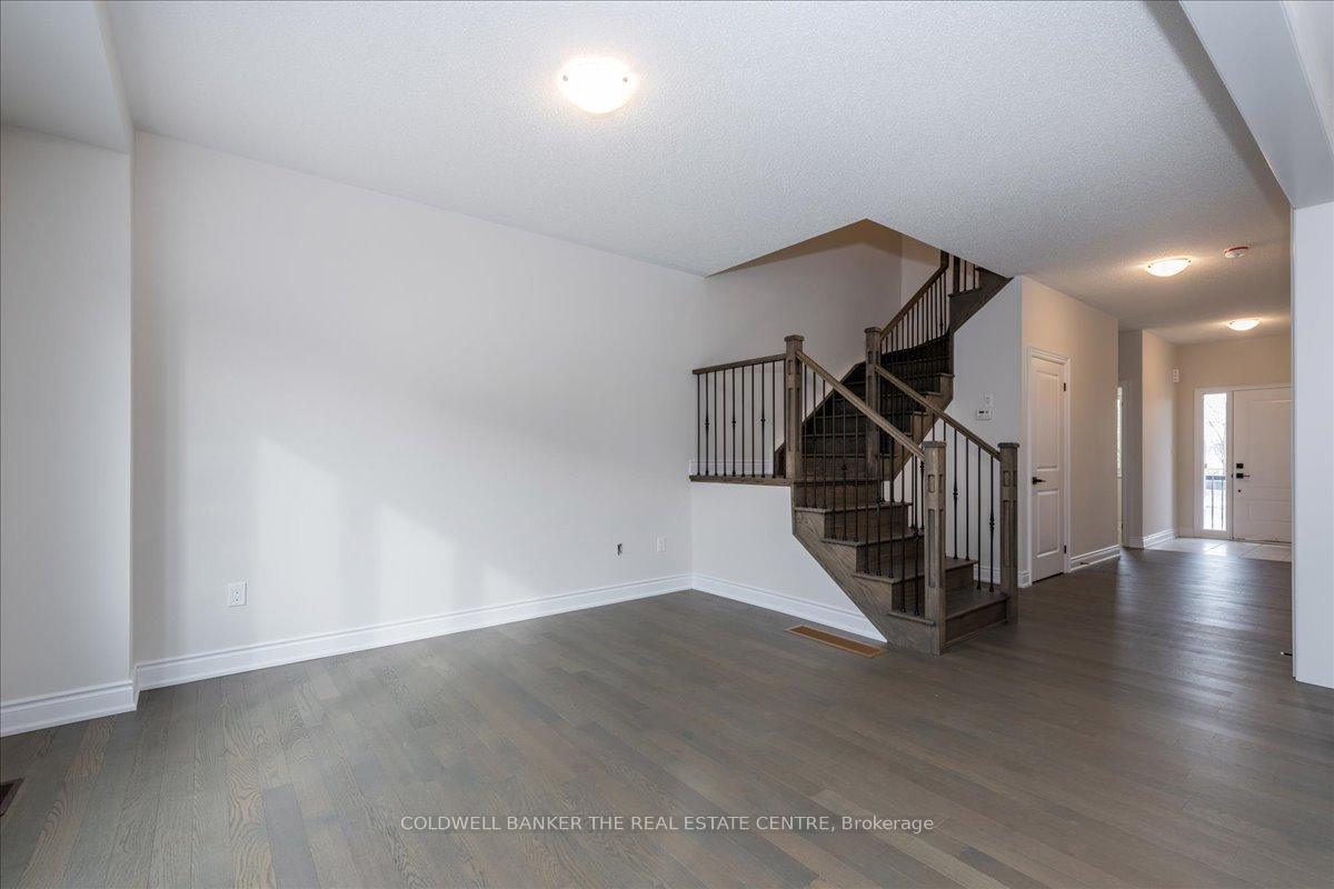 Photo 7 of 26 Philip Joseph Lane, Uxbridge — HOMEH