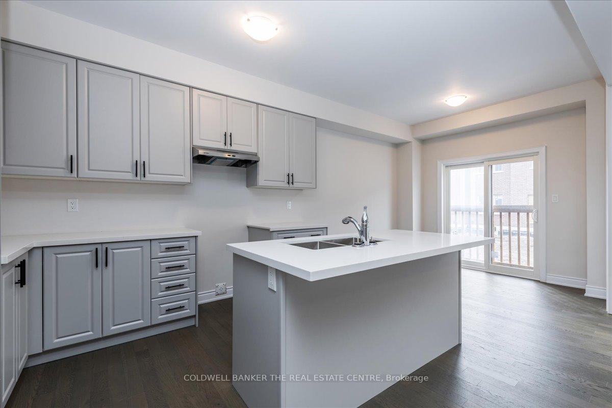 Photo 19 of 26 Philip Joseph Lane, Uxbridge — HOMEH