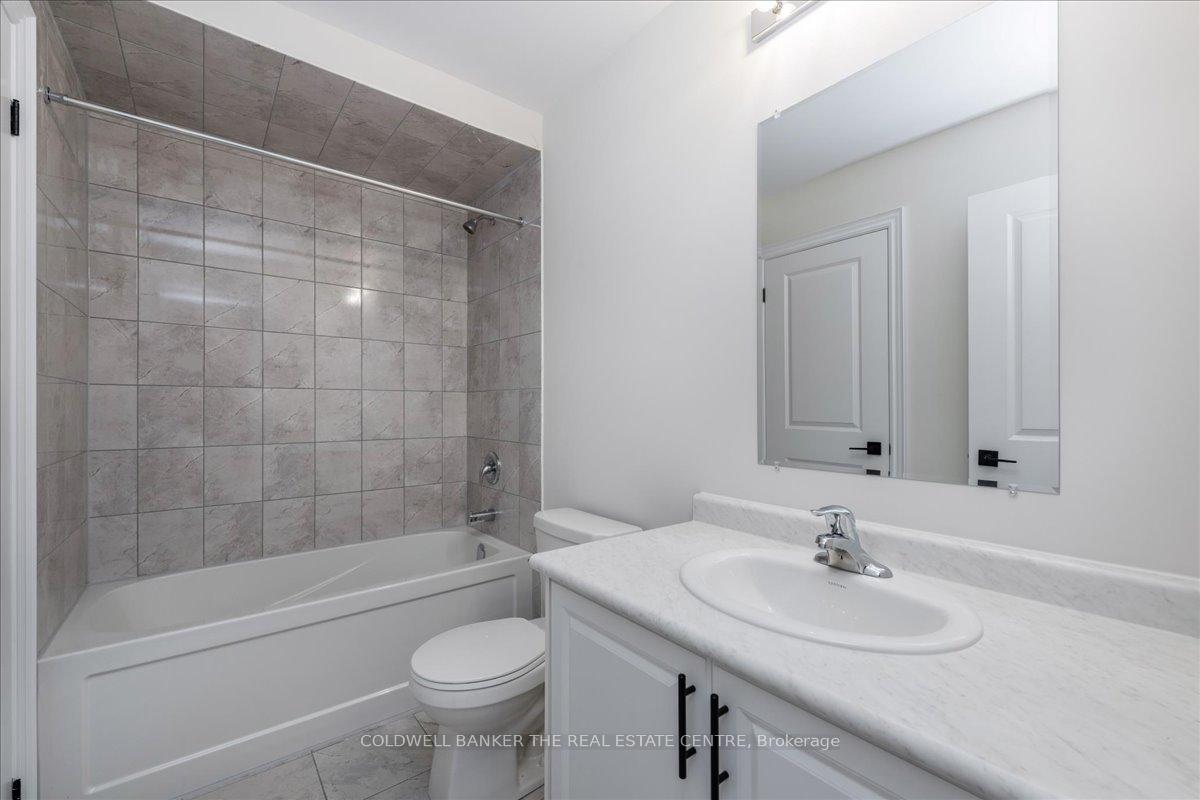 Photo 15 of 26 Philip Joseph Lane, Uxbridge — HOMEH