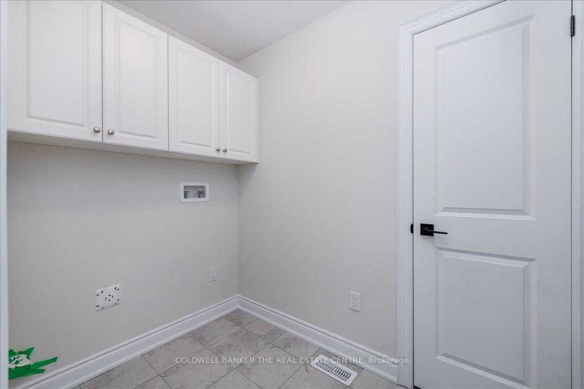 Photo 25 of 26 Philip Joseph Lane, Uxbridge — HOMEH