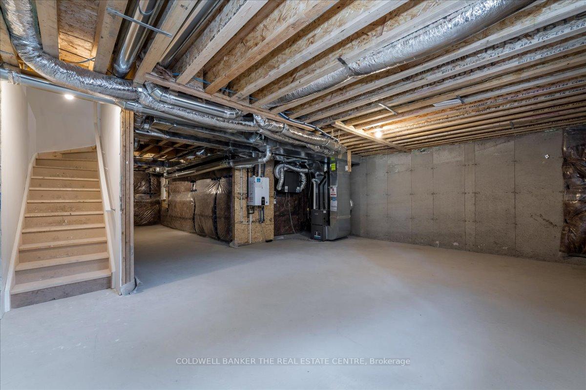 Photo 22 of 26 Philip Joseph Lane, Uxbridge — HOMEH