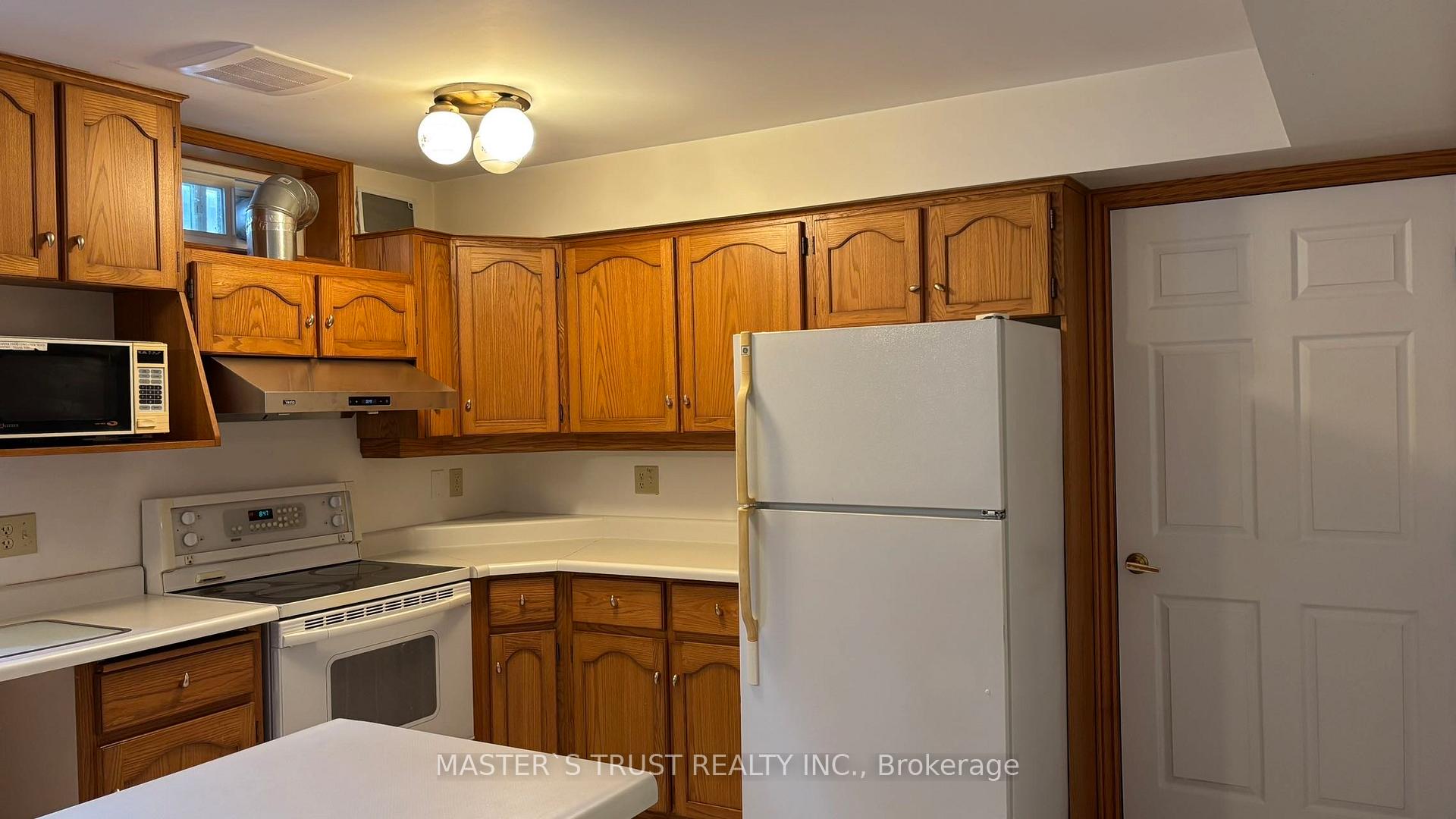 Photo 2 of 55 Monticello Crescent, Guelph, Kortright East — HOMEH