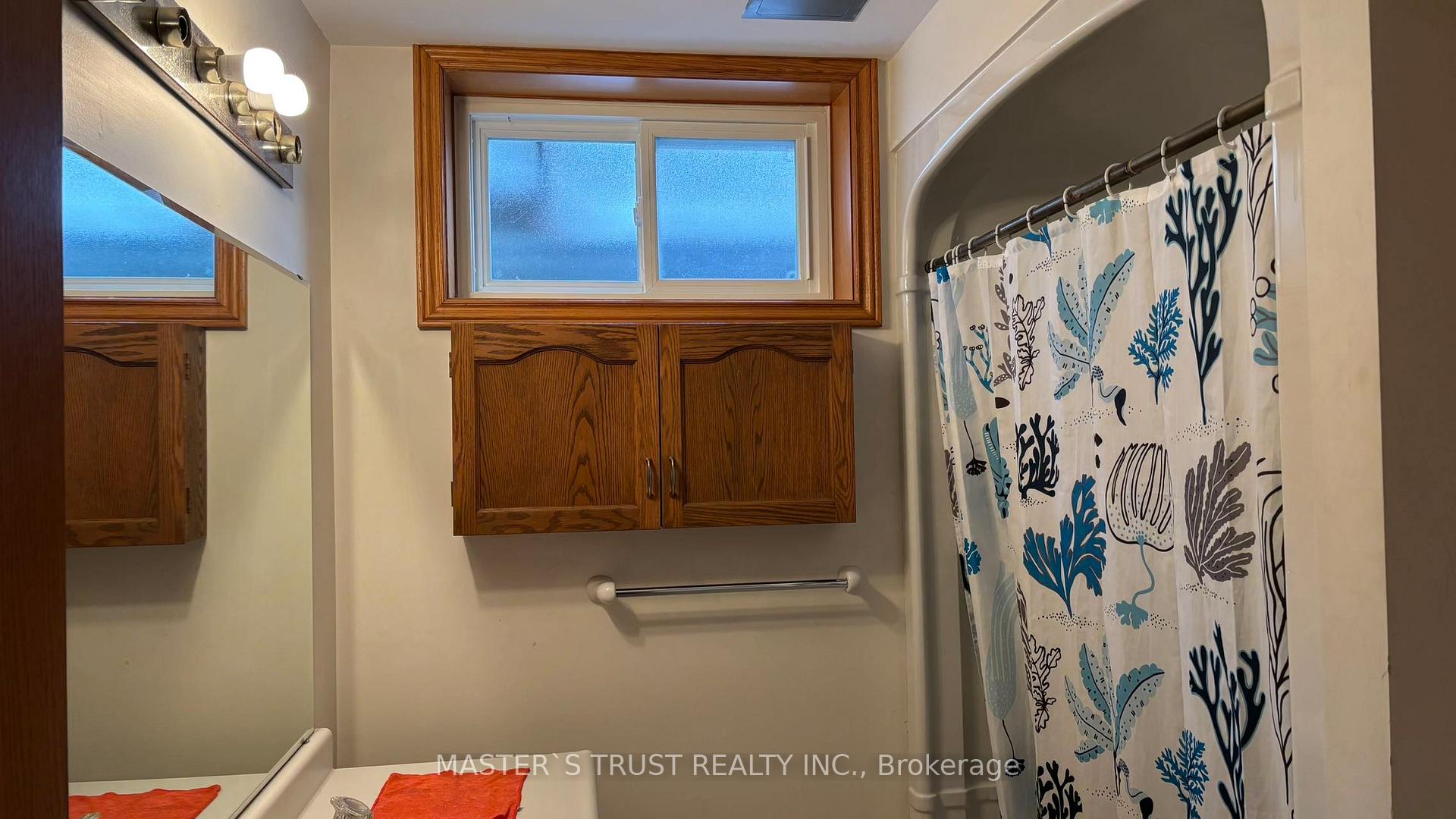Photo 6 of 55 Monticello Crescent, Guelph, Kortright East — HOMEH
