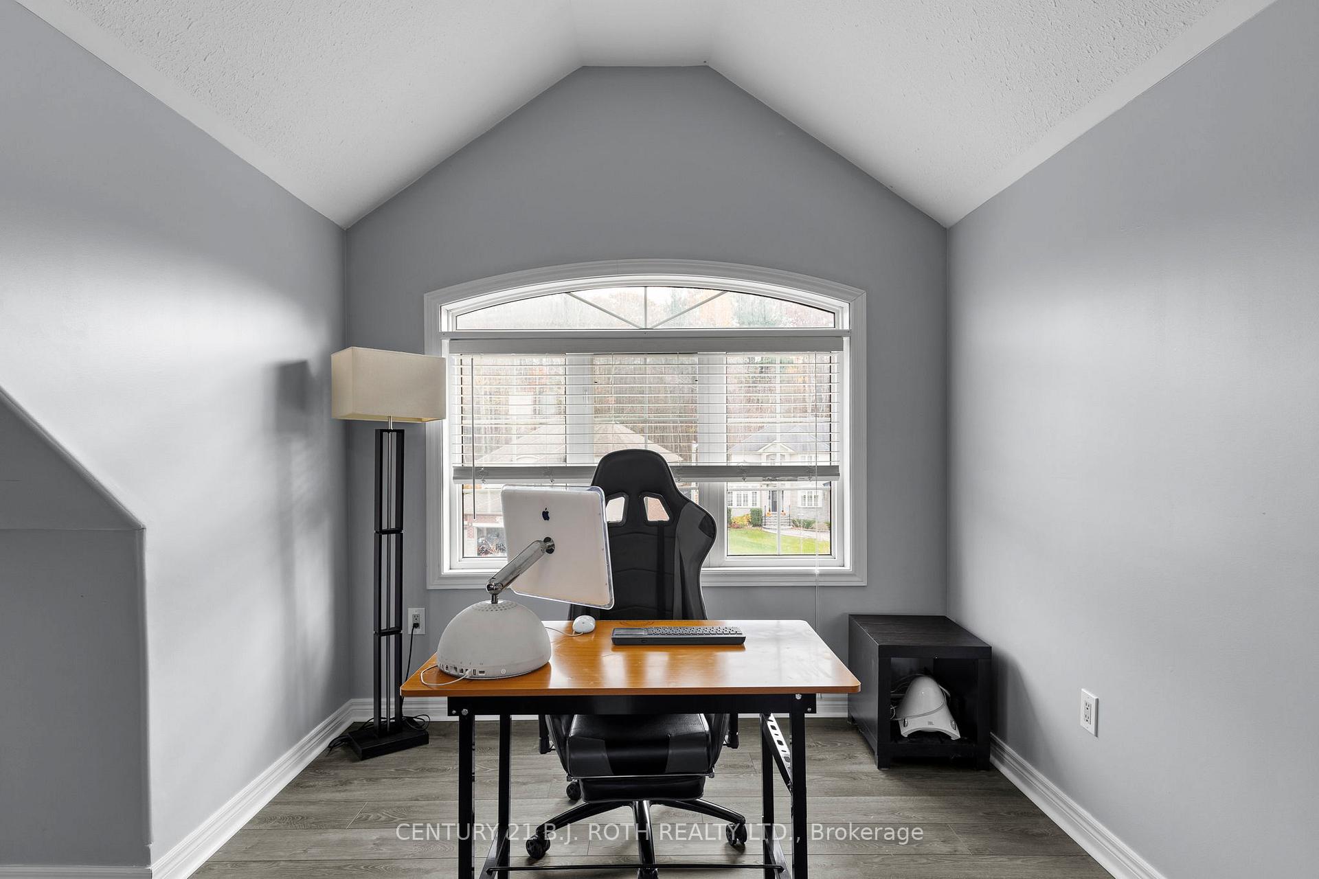 Photo 20 of 36 Stapleton Place, Barrie, Ardagh — HOMEH