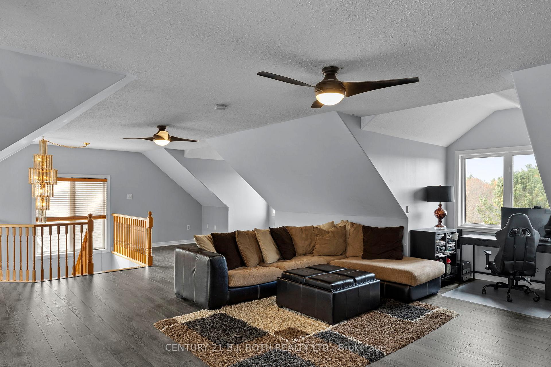 Photo 23 of 36 Stapleton Place, Barrie, Ardagh — HOMEH