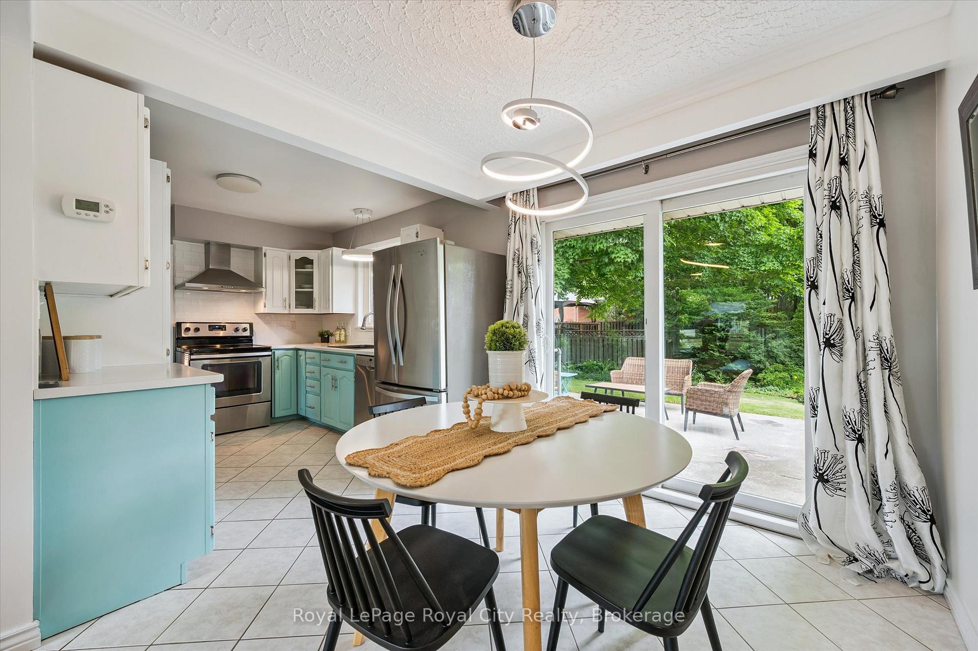 Photo 14 of 1 Balmoral Drive, Guelph, Riverside Park — HOMEH