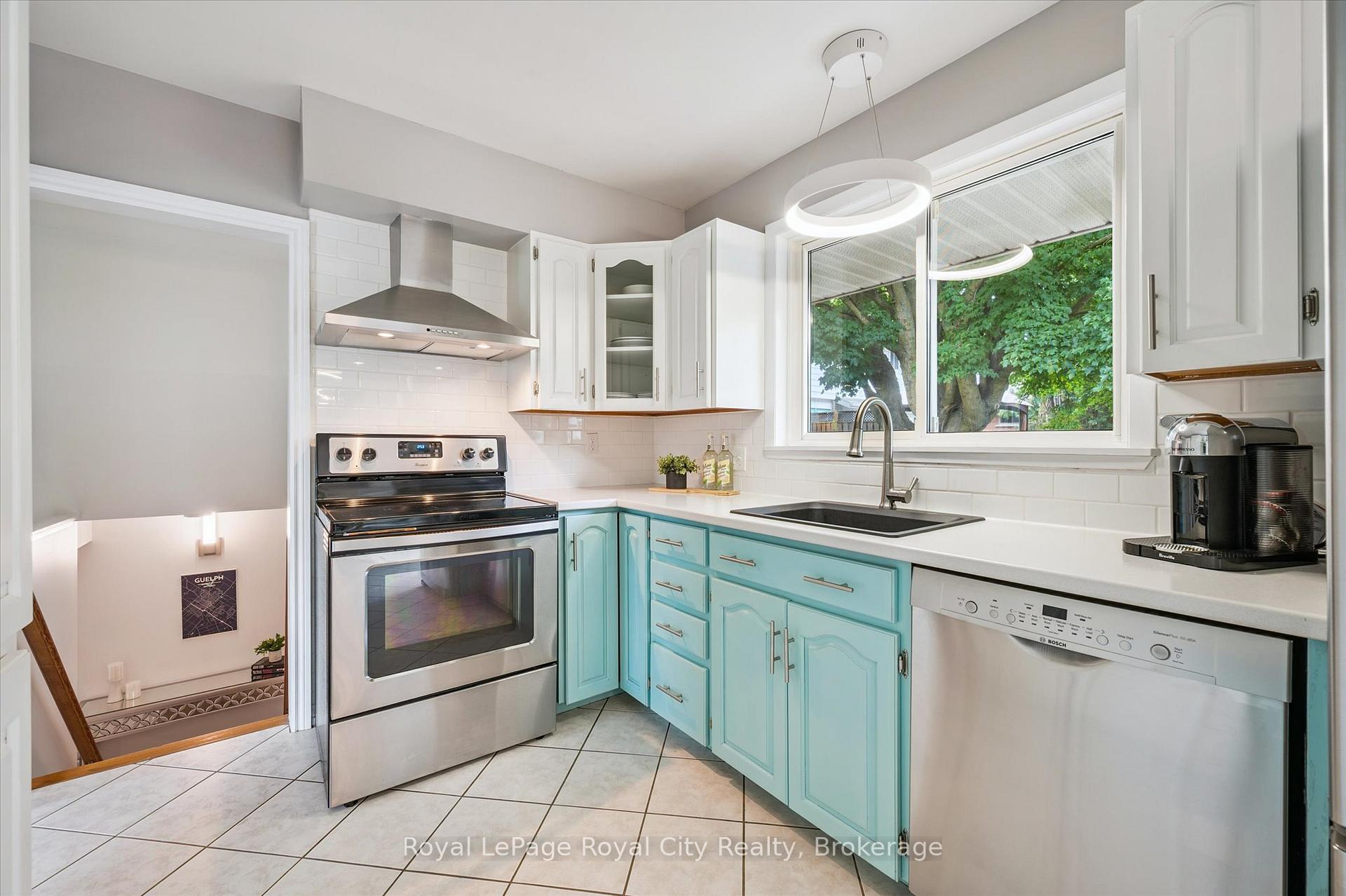 Photo 17 of 1 Balmoral Drive, Guelph, Riverside Park — HOMEH