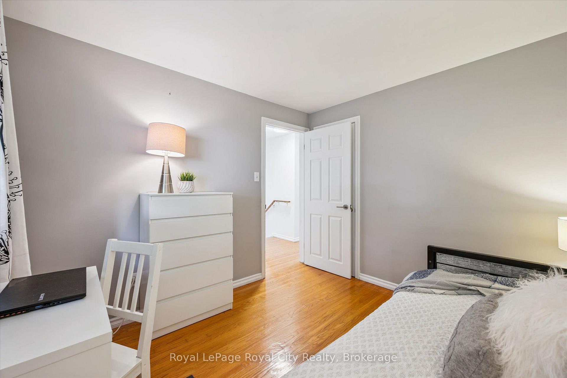 Photo 21 of 1 Balmoral Drive, Guelph, Riverside Park — HOMEH