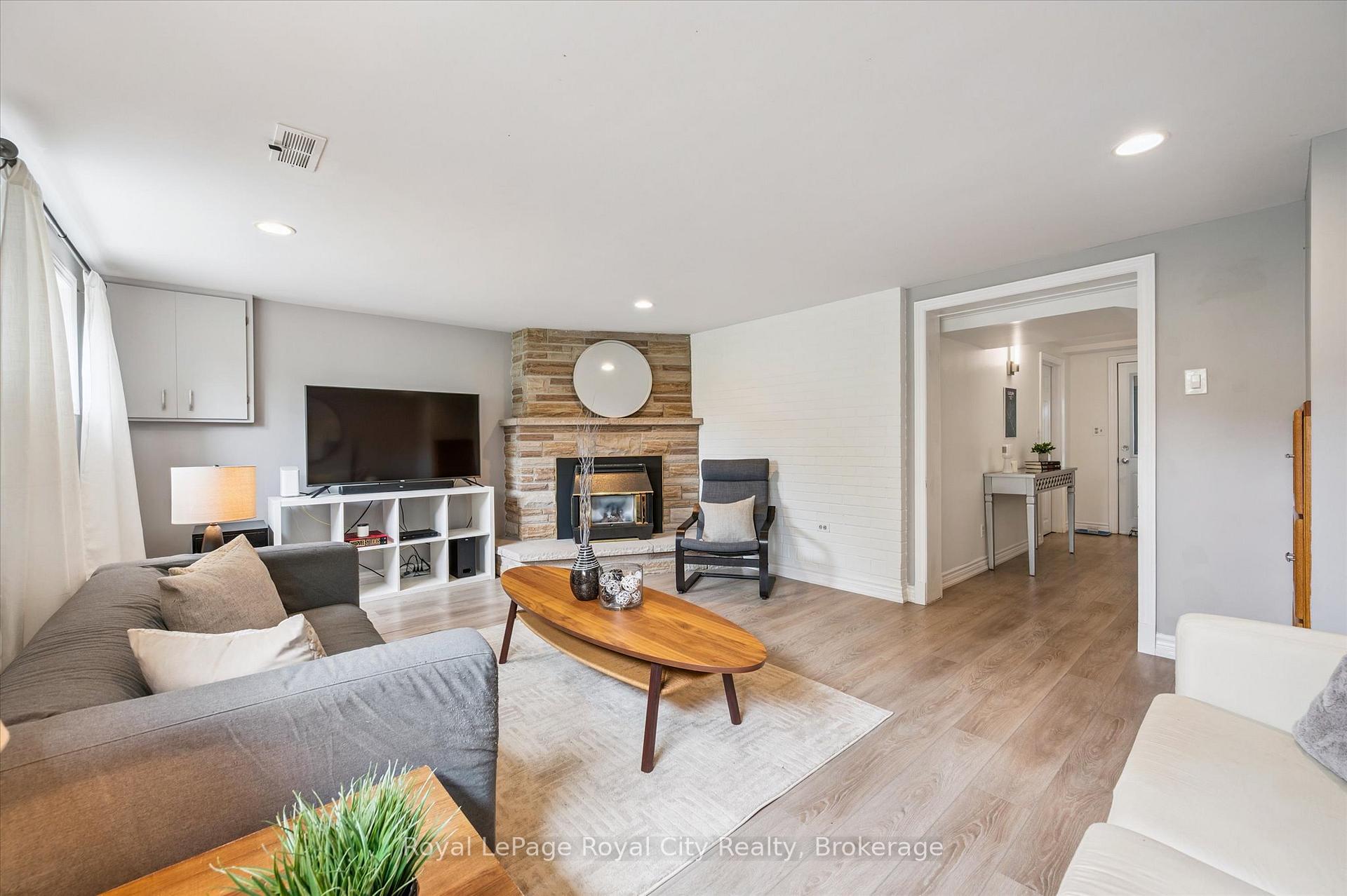 Photo 29 of 1 Balmoral Drive, Guelph, Riverside Park — HOMEH