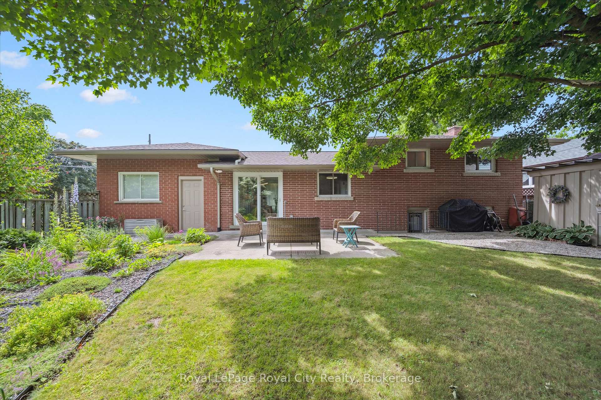 Photo 40 of 1 Balmoral Drive, Guelph, Riverside Park — HOMEH