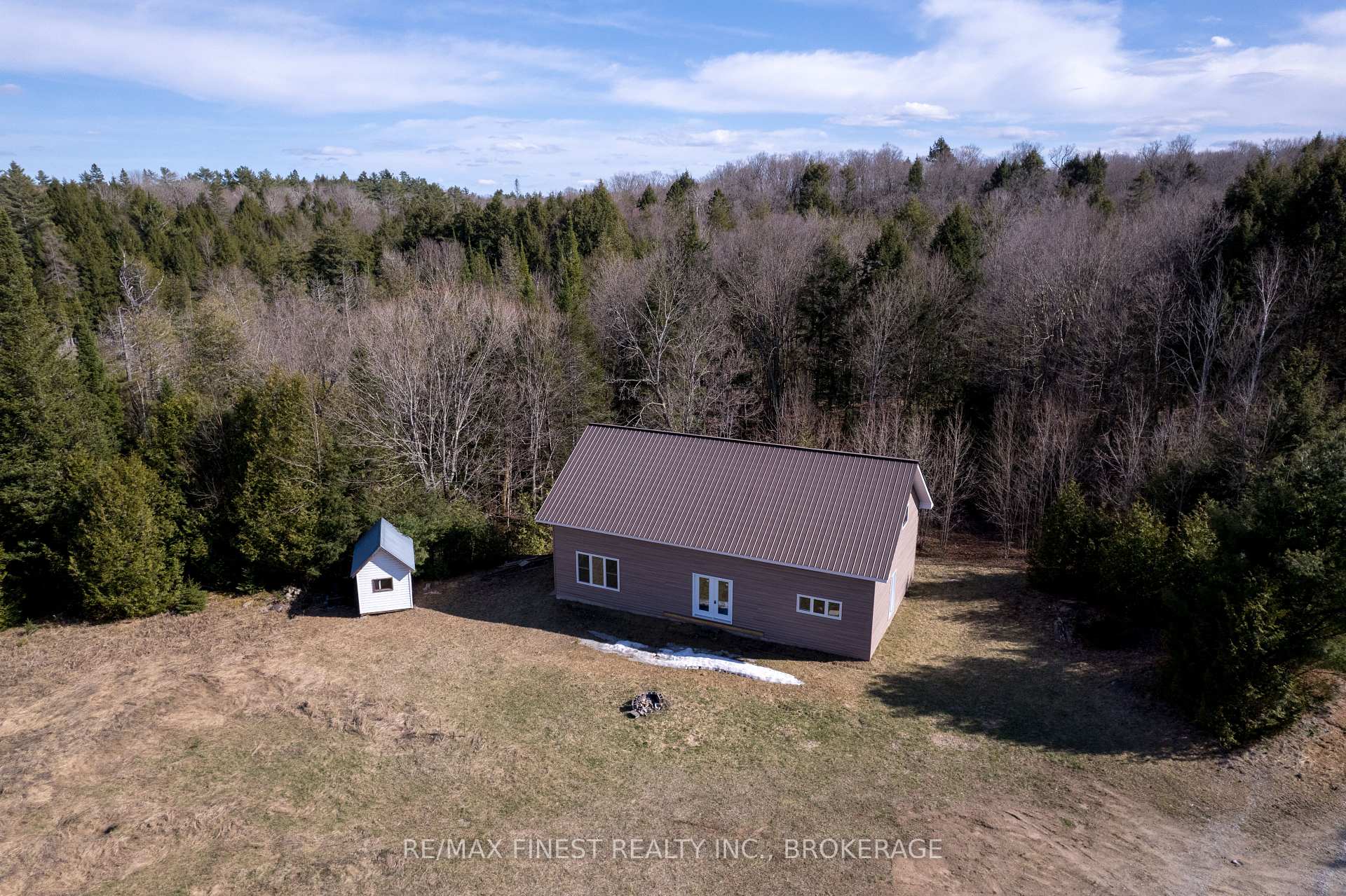 Photo 12 of 1975 North Road, Frontenac, Frontenac North — HOMEH
