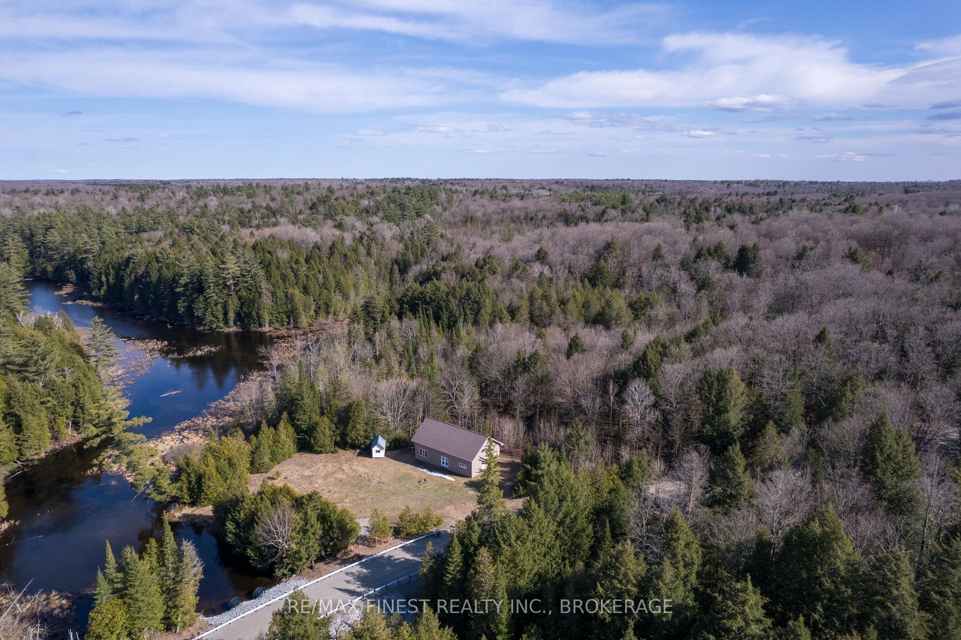 Photo 14 of 1975 North Road, Frontenac, Frontenac North — HOMEH