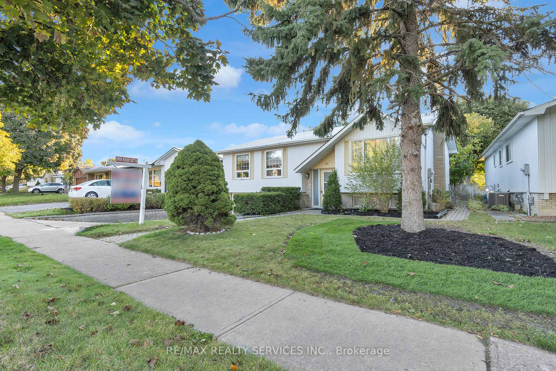 Front of 81 Glenforest Road