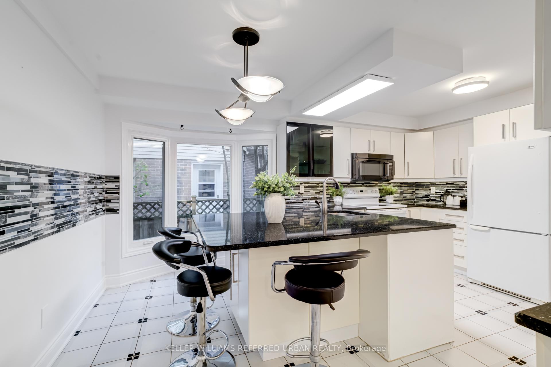 Photo 20 of 1 Cummings Court, Markham, Thornlea — HOMEH