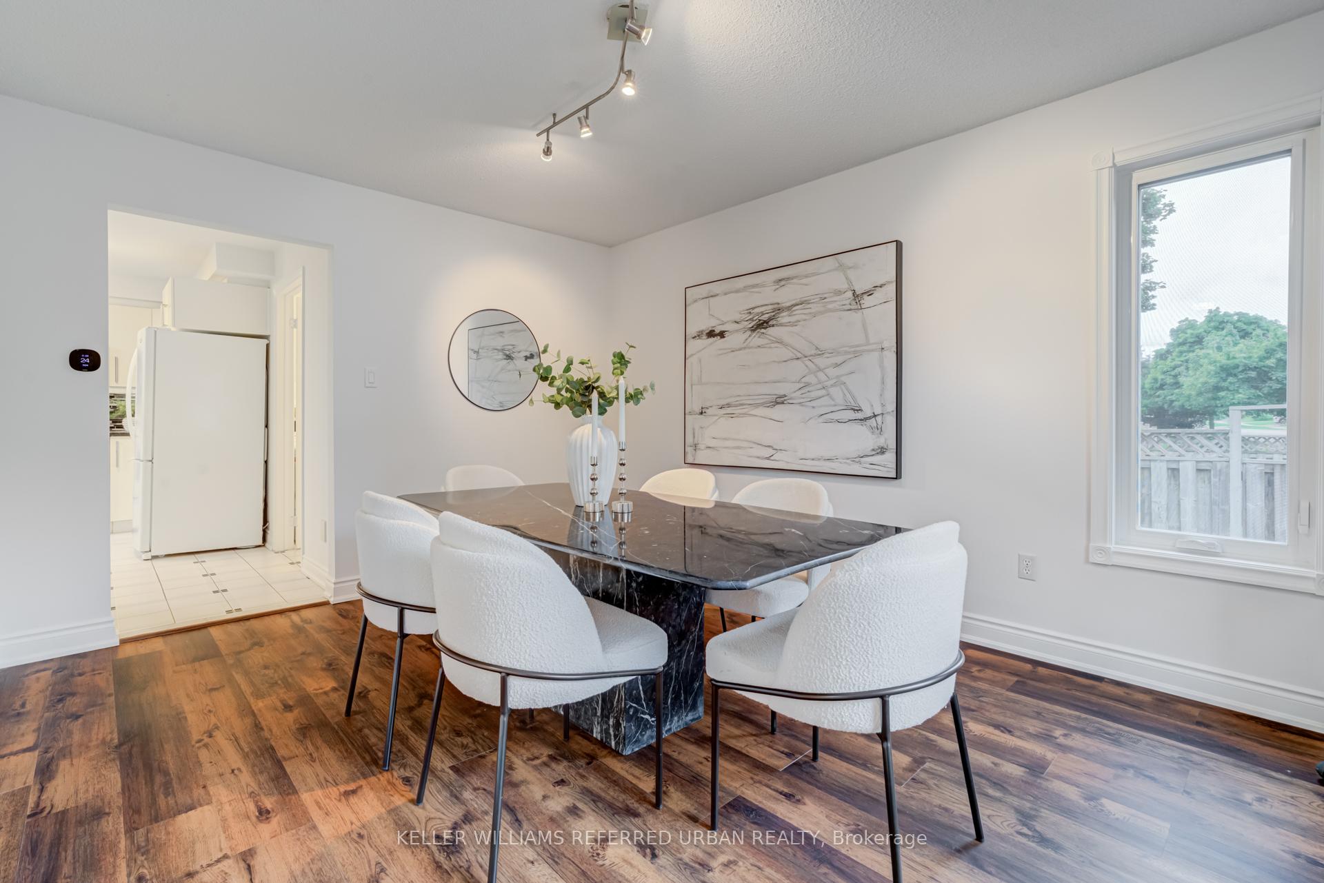 Photo 11 of 1 Cummings Court, Markham, Thornlea — HOMEH