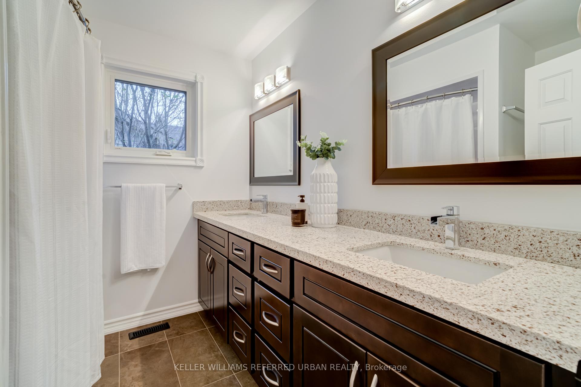 Photo 29 of 1 Cummings Court, Markham, Thornlea — HOMEH