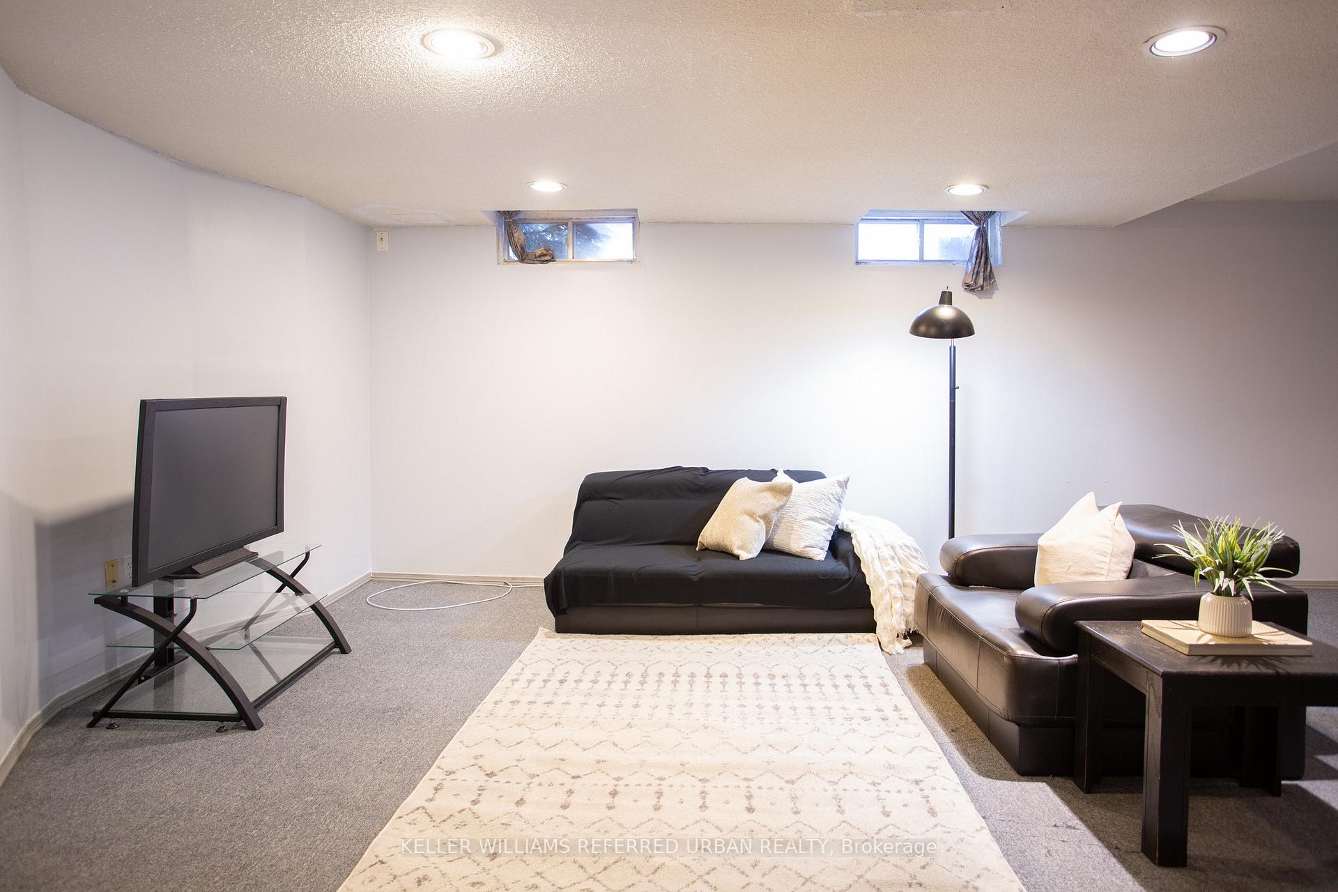 Photo 34 of 1 Cummings Court, Markham, Thornlea — HOMEH