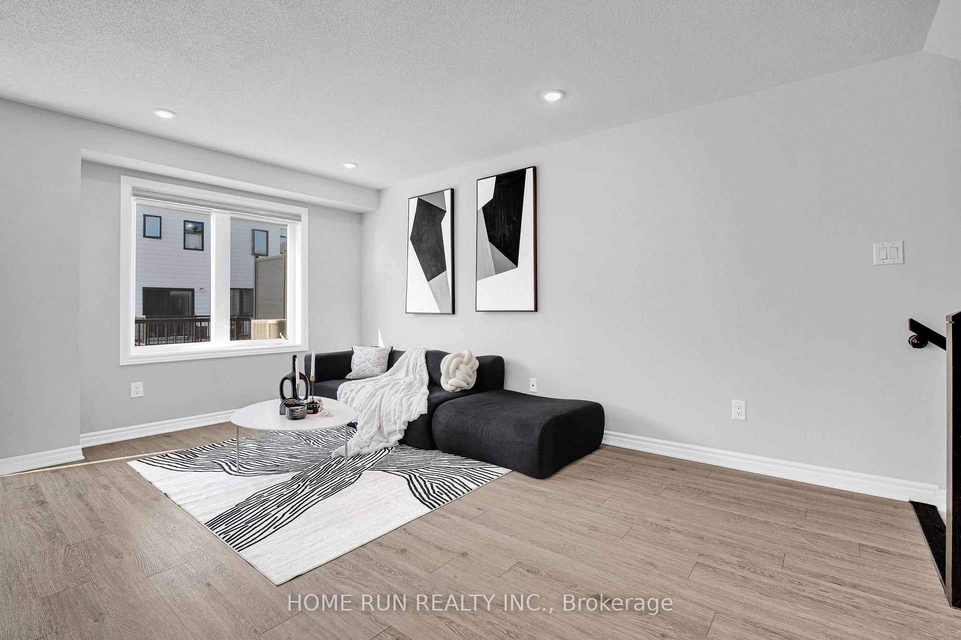 Photo 11 of 100 Kyanite Lane, Ottawa, Barrhaven - Heritage Park — HOMEH