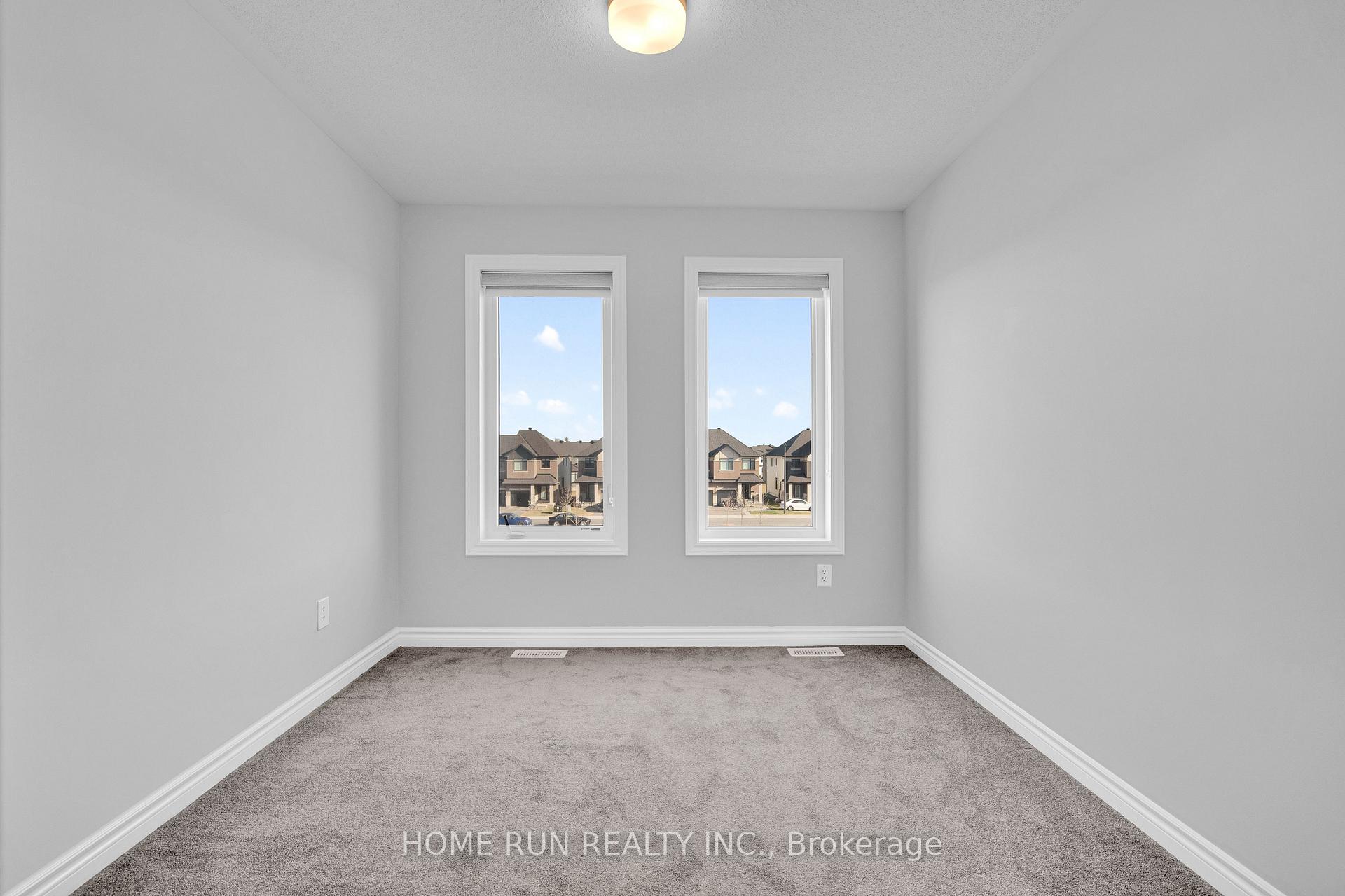 Photo 27 of 100 Kyanite Lane, Ottawa, Barrhaven - Heritage Park — HOMEH