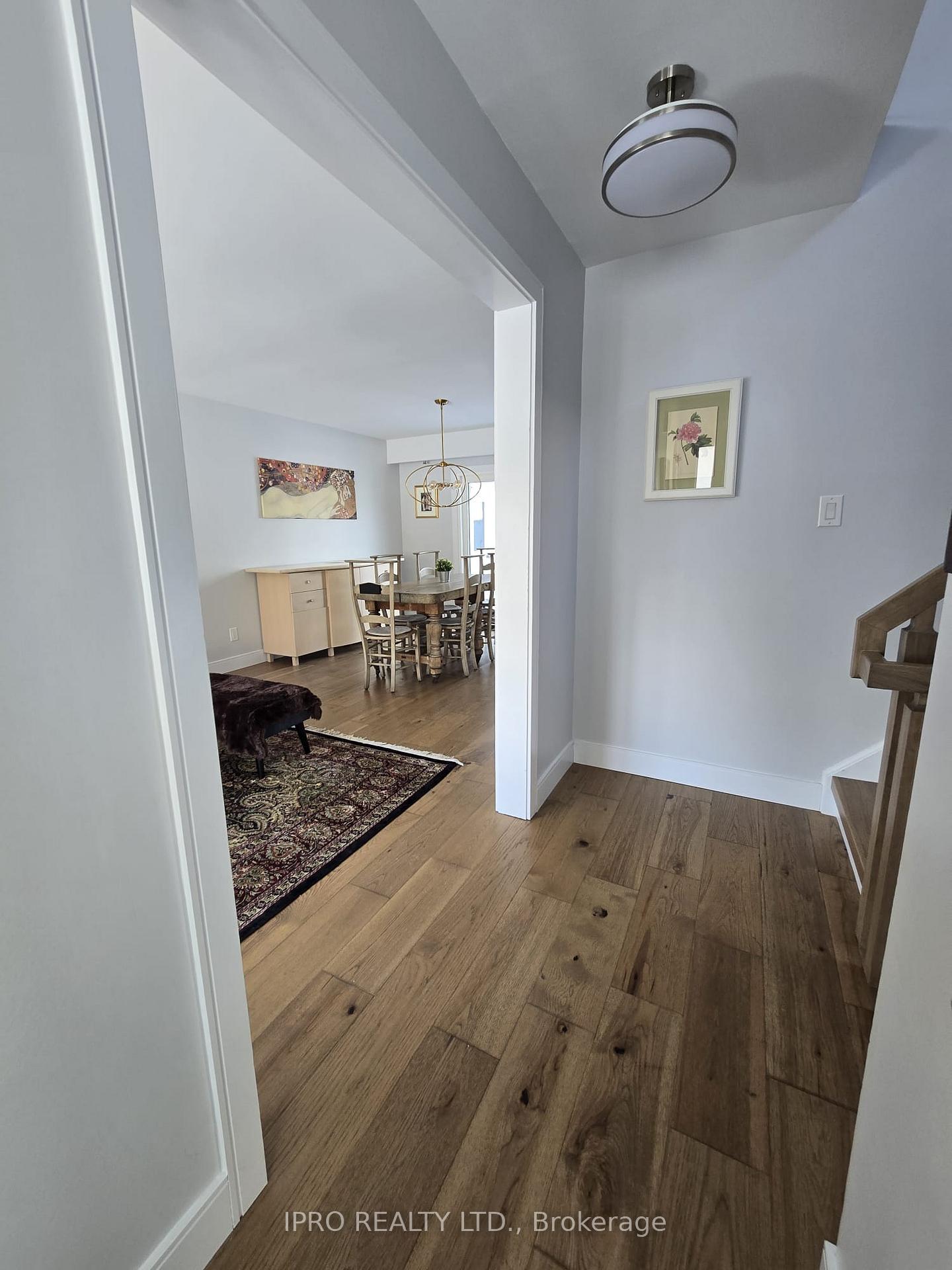 Photo 5 of 46 Gunn Street, Barrie, Wellington — HOMEH