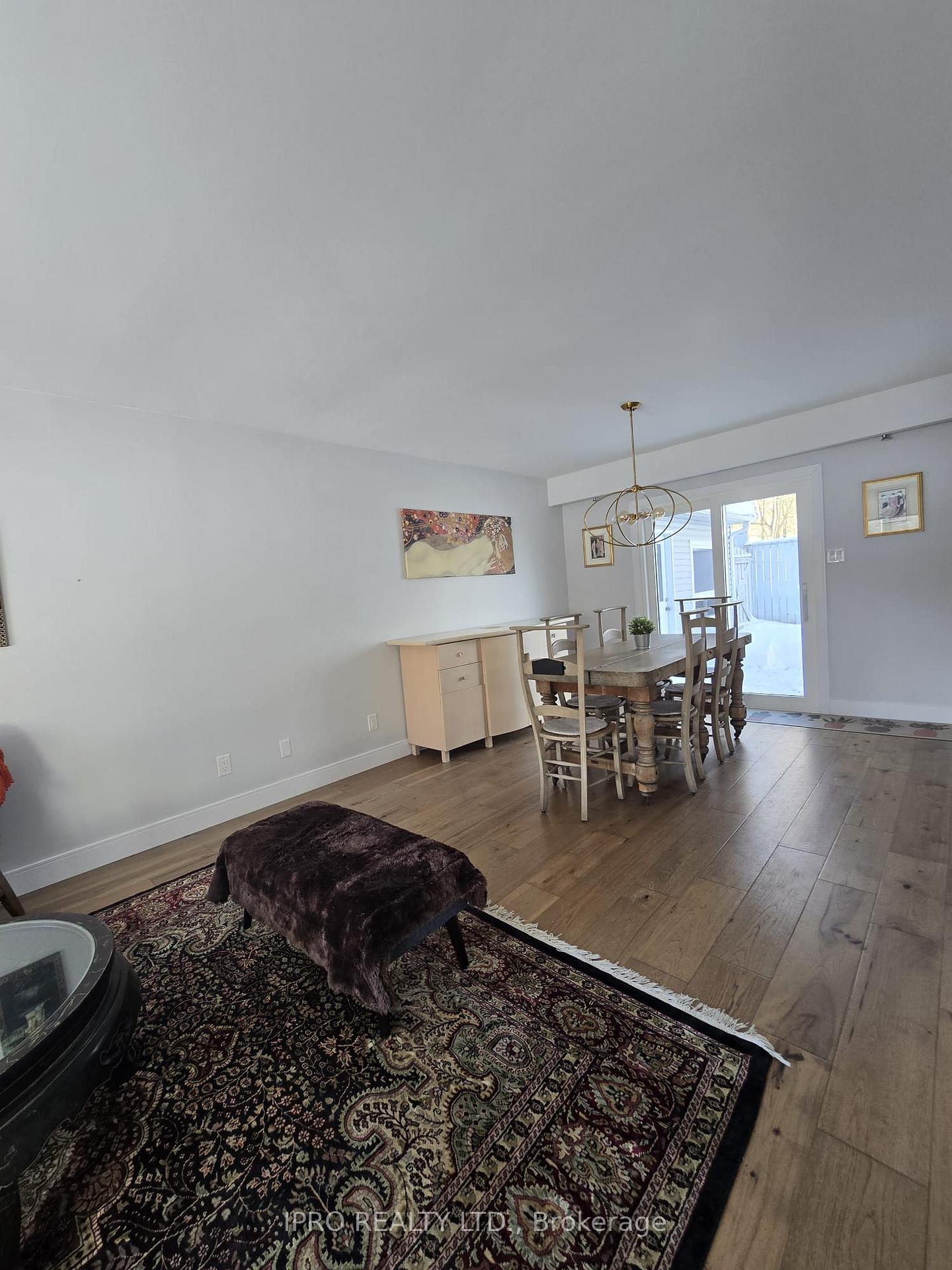 Photo 6 of 46 Gunn Street, Barrie, Wellington — HOMEH