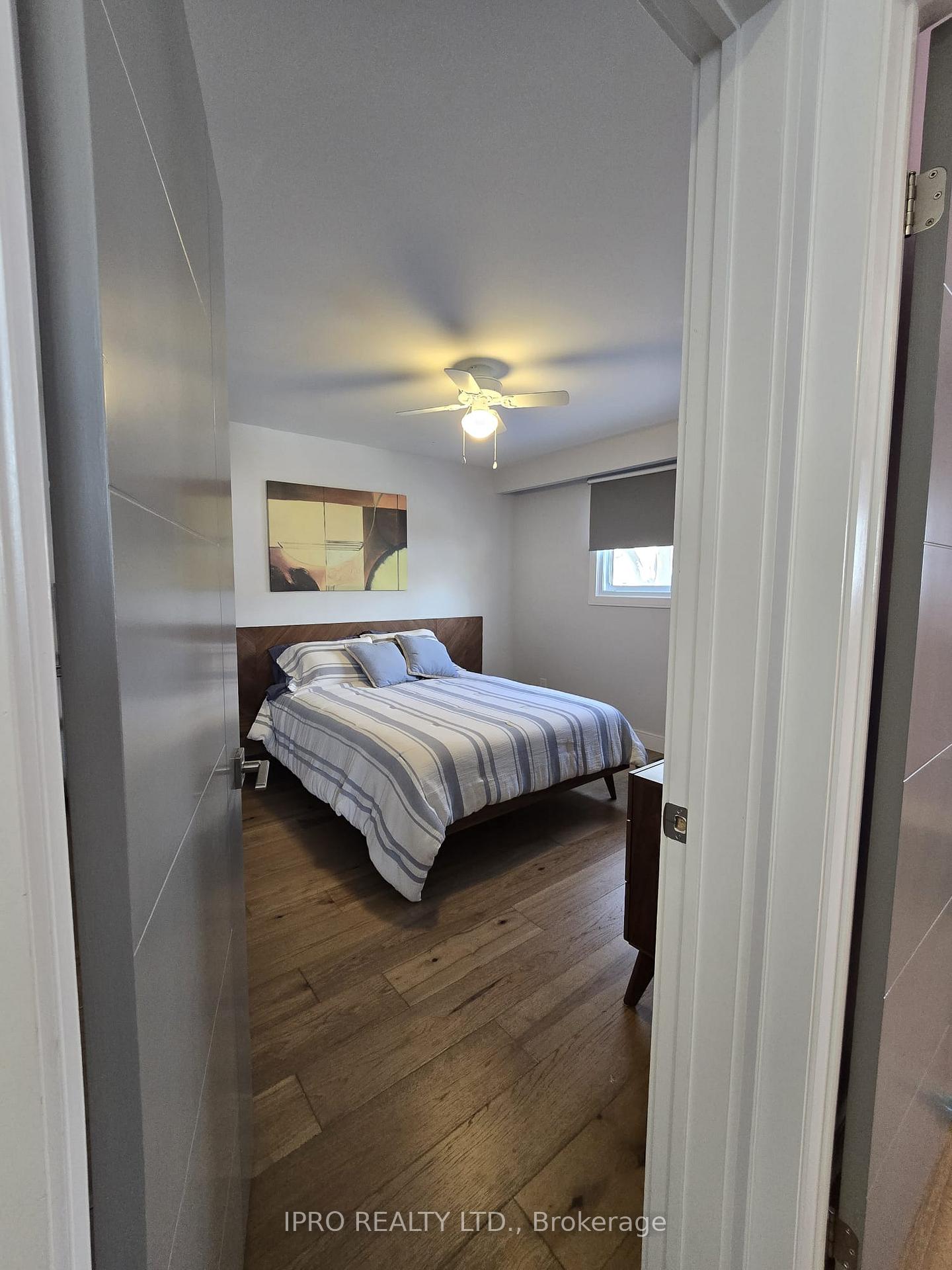 Photo 15 of 46 Gunn Street, Barrie, Wellington — HOMEH
