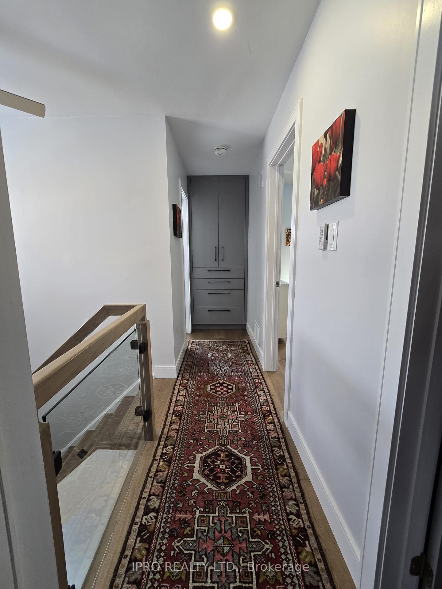 Photo 18 of 46 Gunn Street, Barrie, Wellington — HOMEH