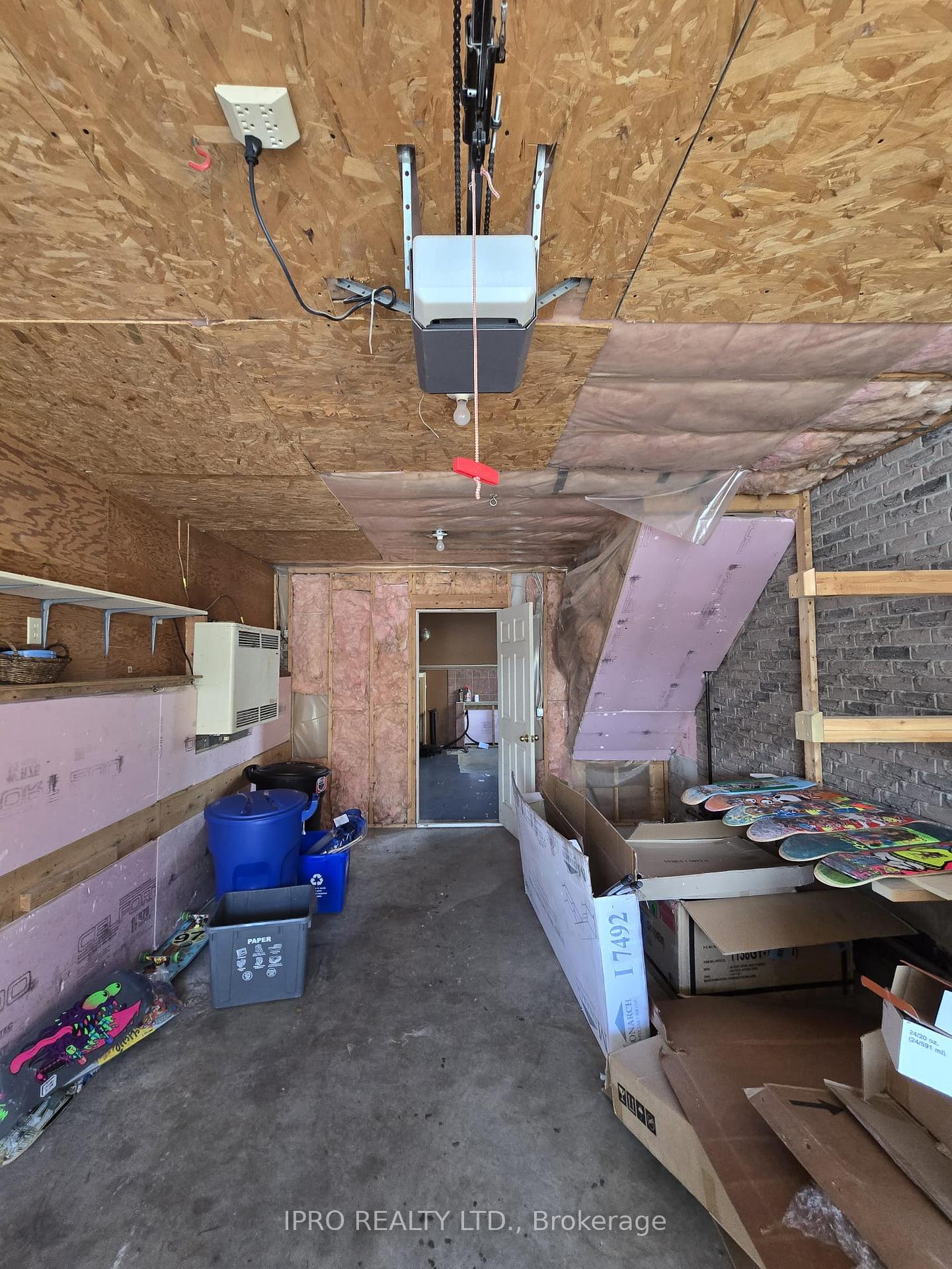 Photo 33 of 46 Gunn Street, Barrie, Wellington — HOMEH