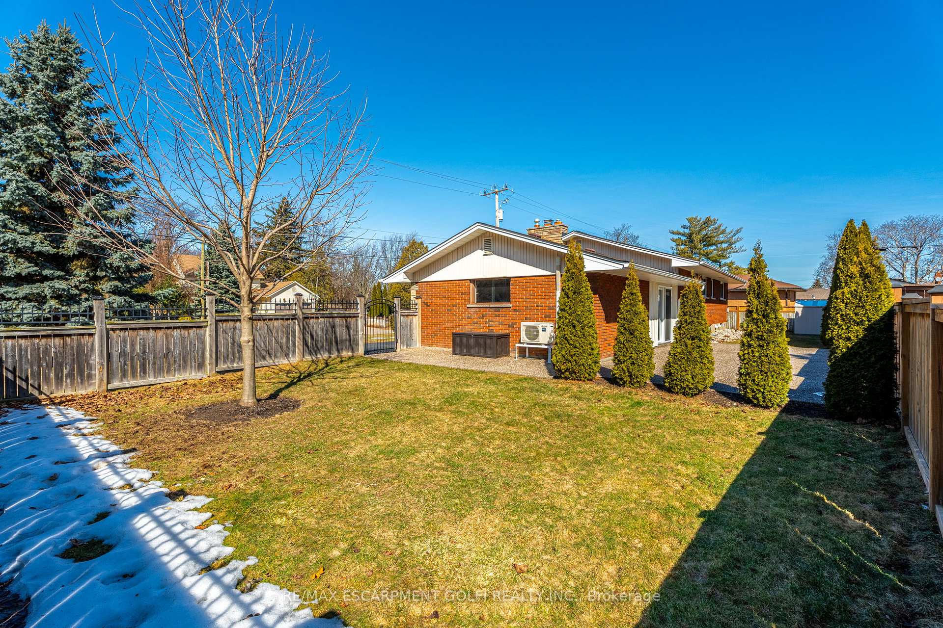 Photo 28 of 22 Nelles Road N, Grimsby, Grimsby East — HOMEH