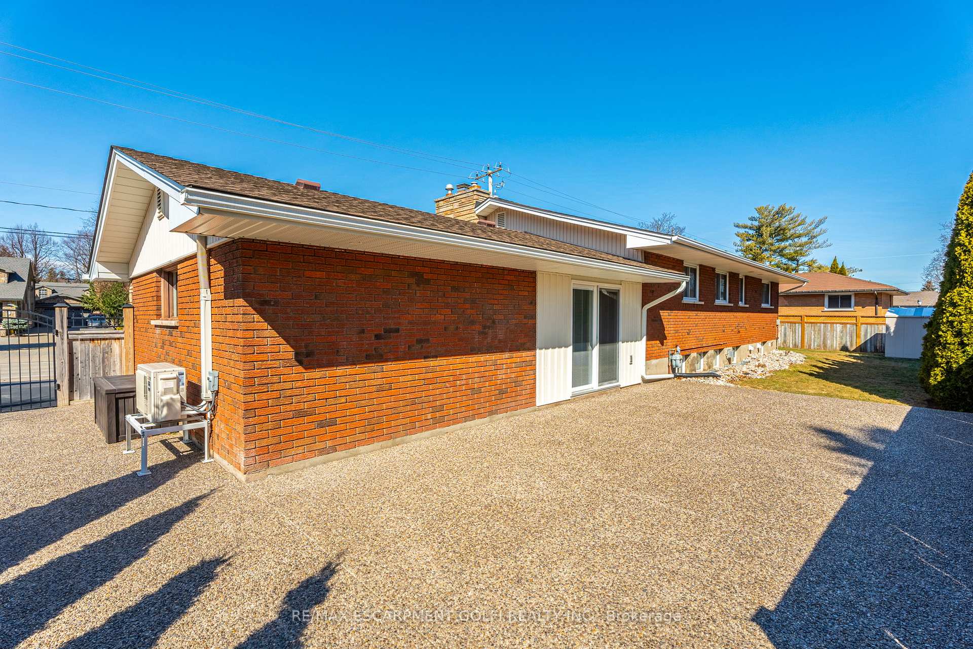 Photo 31 of 22 Nelles Road N, Grimsby, Grimsby East — HOMEH