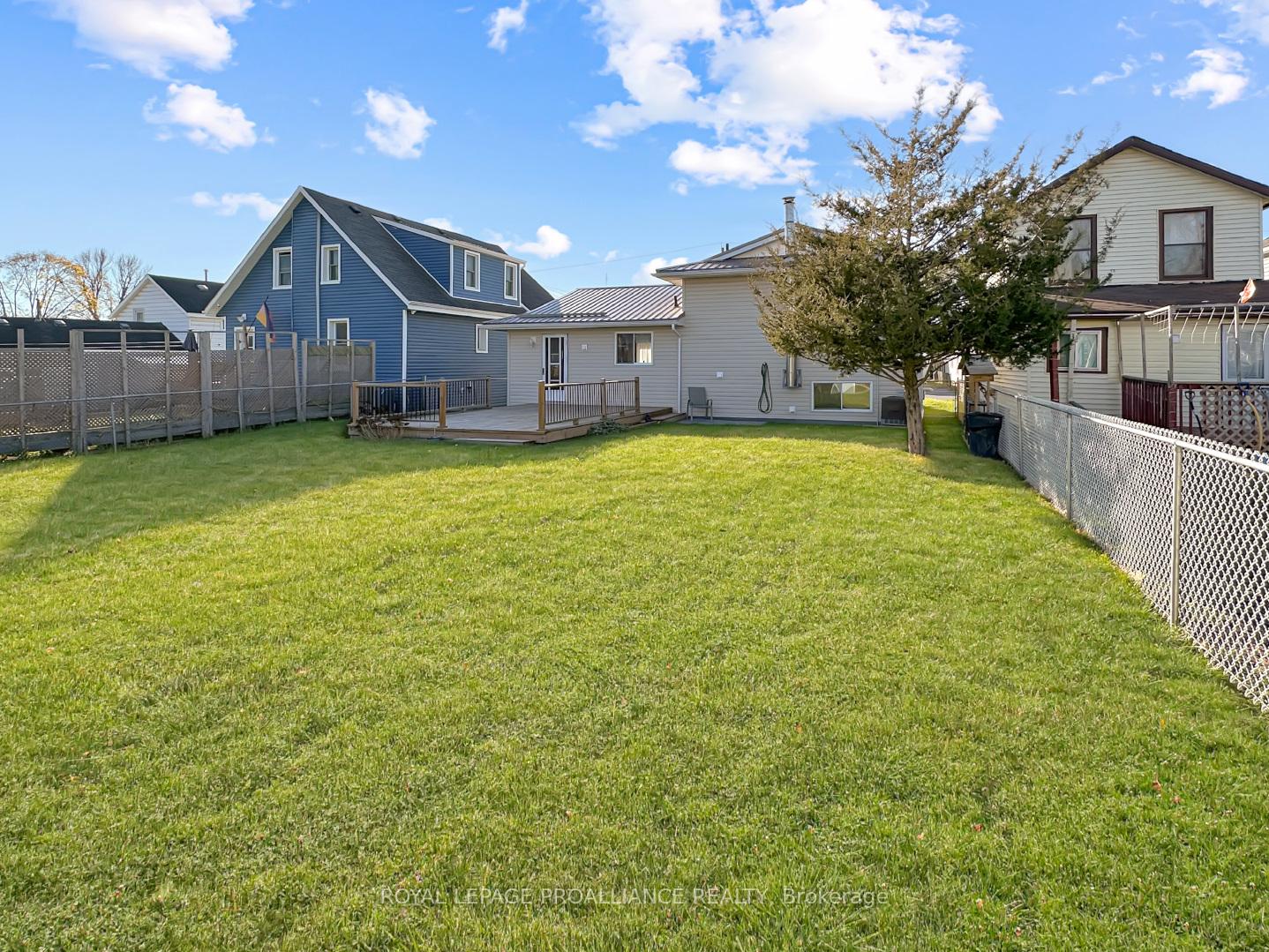 Photo 31 of 71 South John Street, Belleville, Belleville Ward — HOMEH