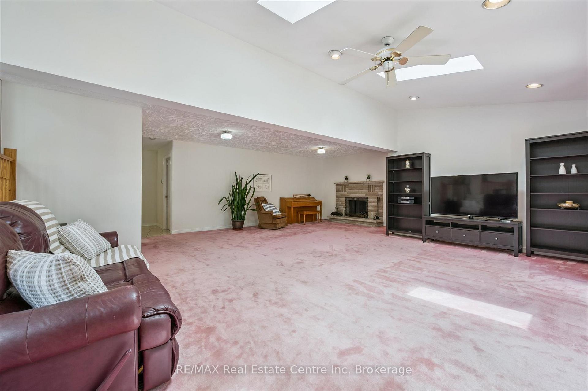 Photo 18 of 101 Harvard Road, Guelph, Kortright West — HOMEH