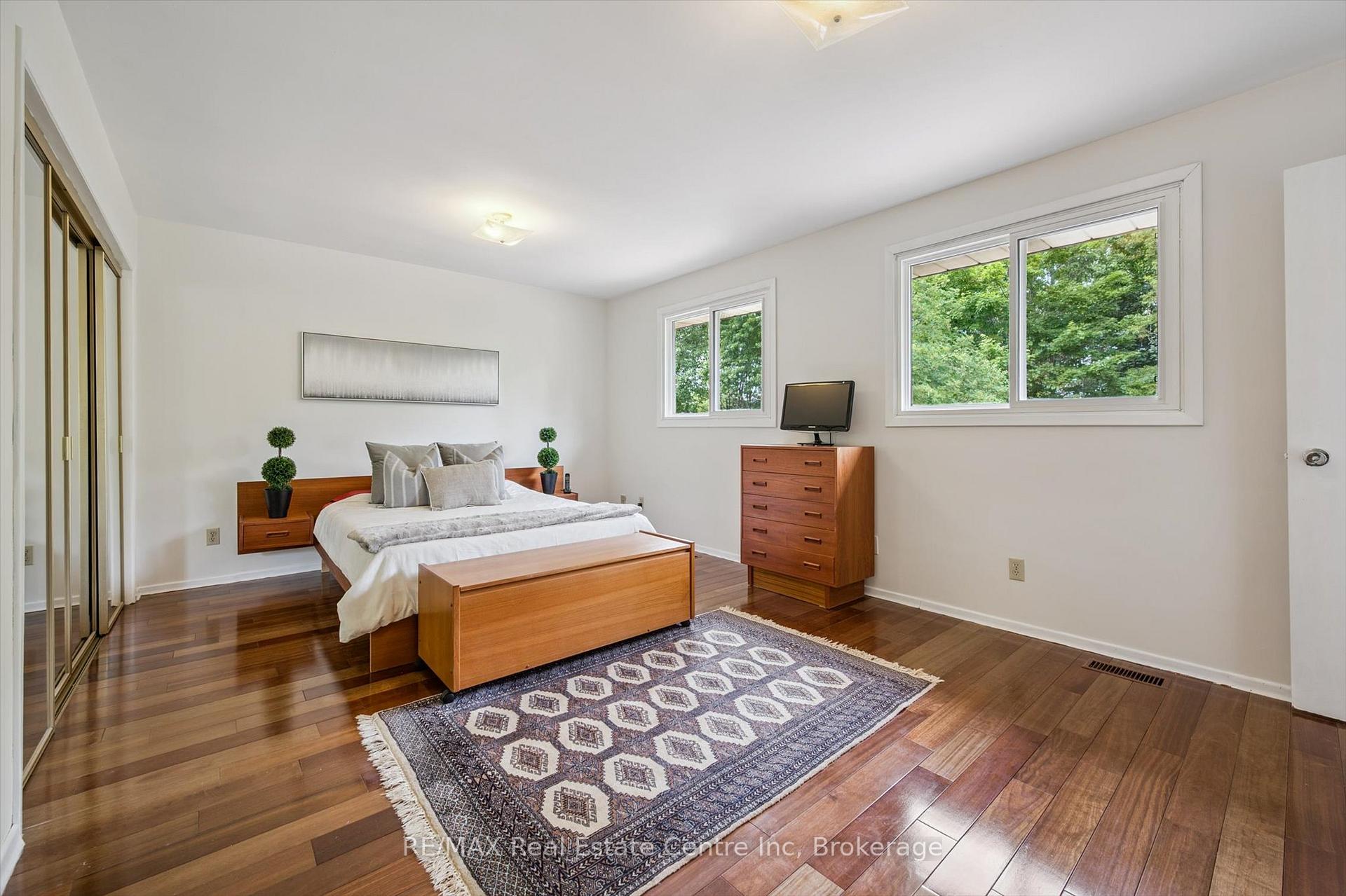 Photo 20 of 101 Harvard Road, Guelph, Kortright West — HOMEH