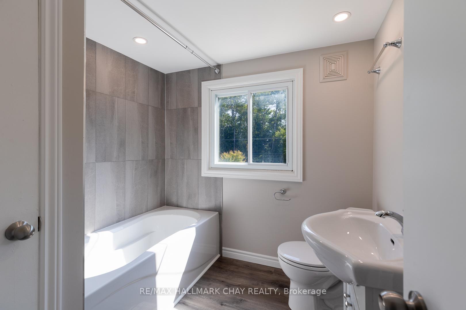 Photo 11 of 230B Cindy Lane, Essa, Angus — HOMEH