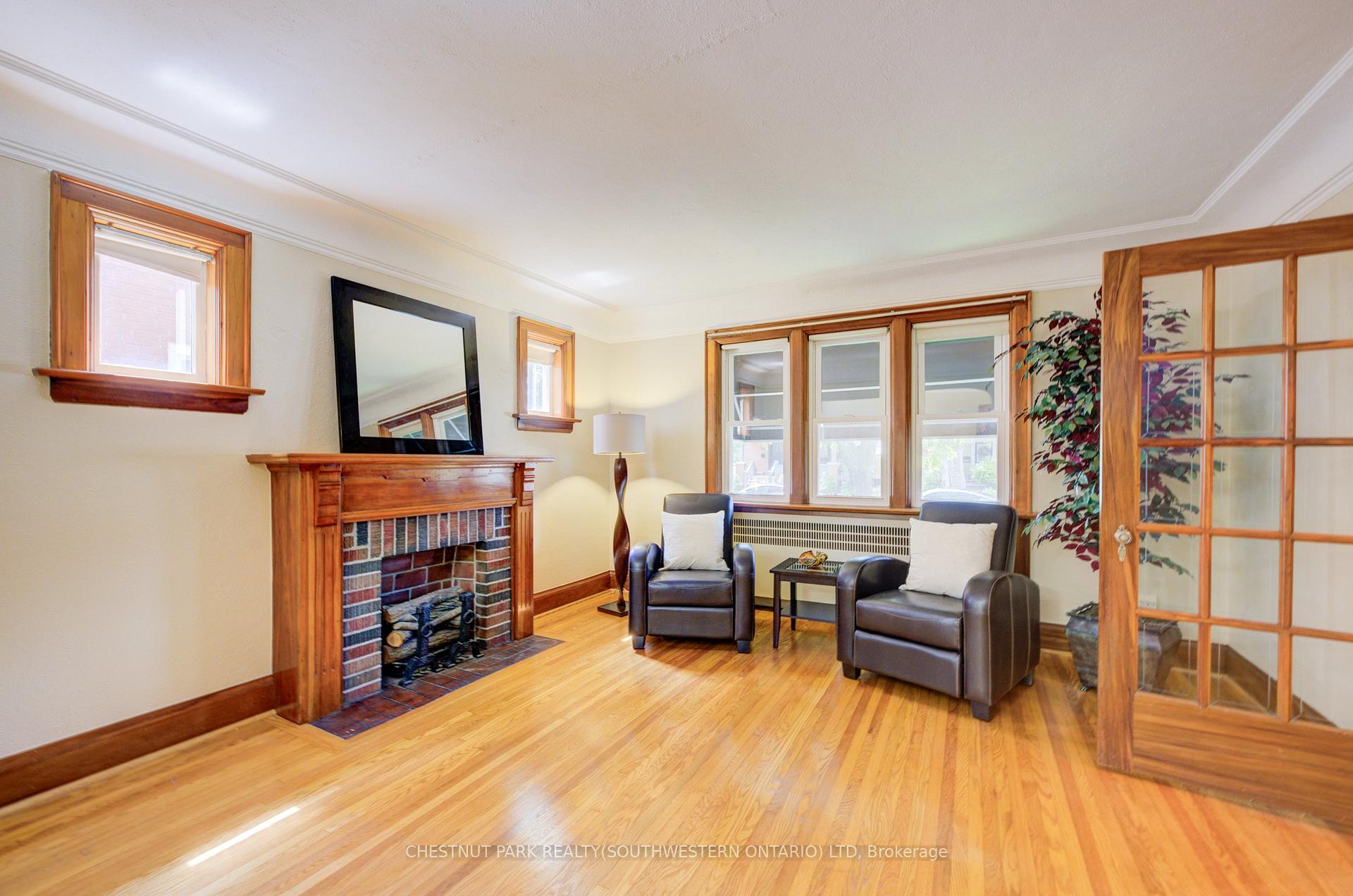 Photo 15 of 89 Stirling Avenue N, Kitchener — HOMEH
