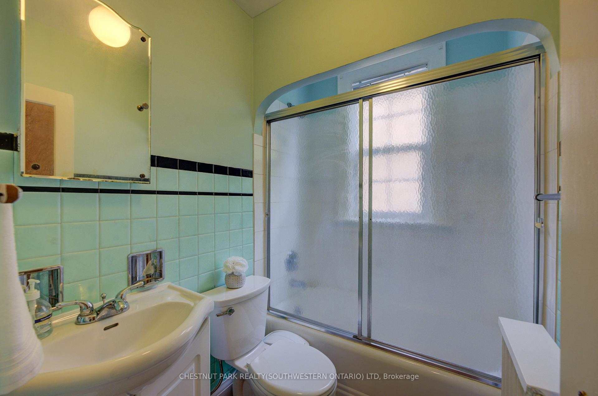 Photo 5 of 89 Stirling Avenue N, Kitchener — HOMEH