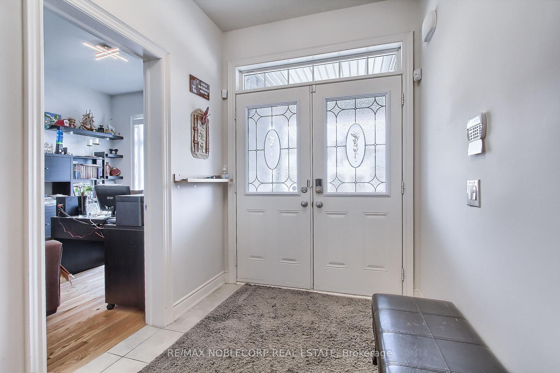 Photo 2 of 10 Royal Fern Crescent, Caledon, Caledon Village — HOMEH