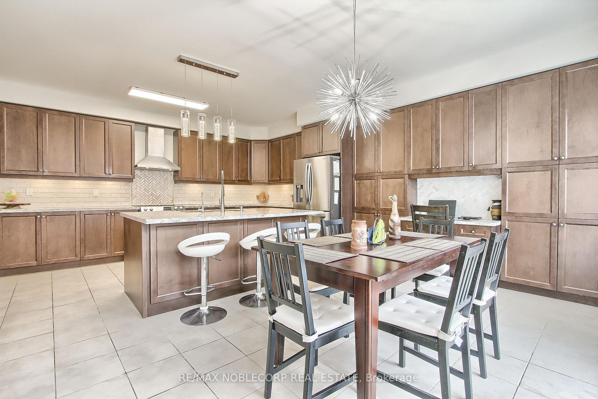 Photo 27 of 10 Royal Fern Crescent, Caledon, Caledon Village — HOMEH