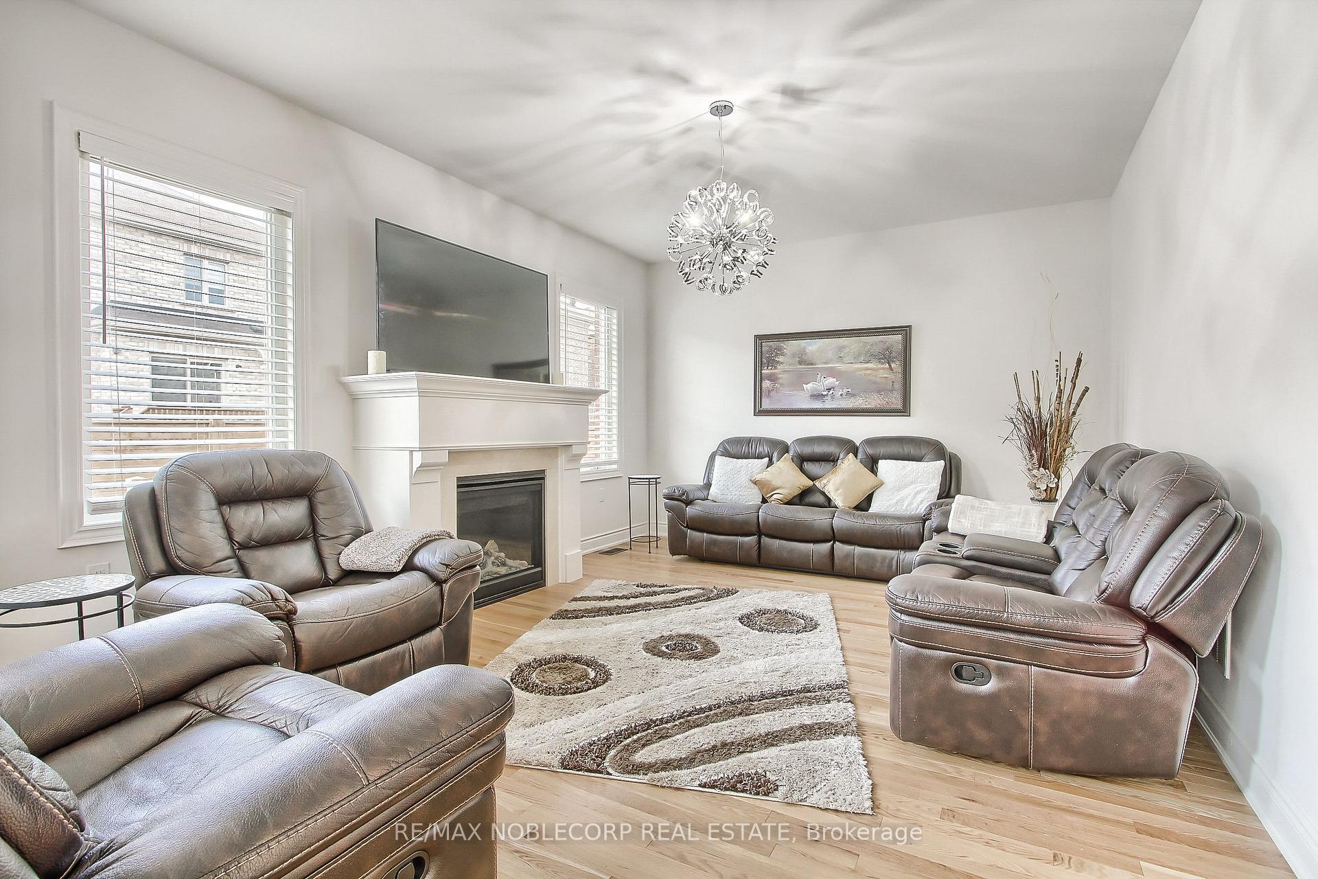 Photo 13 of 10 Royal Fern Crescent, Caledon, Caledon Village — HOMEH