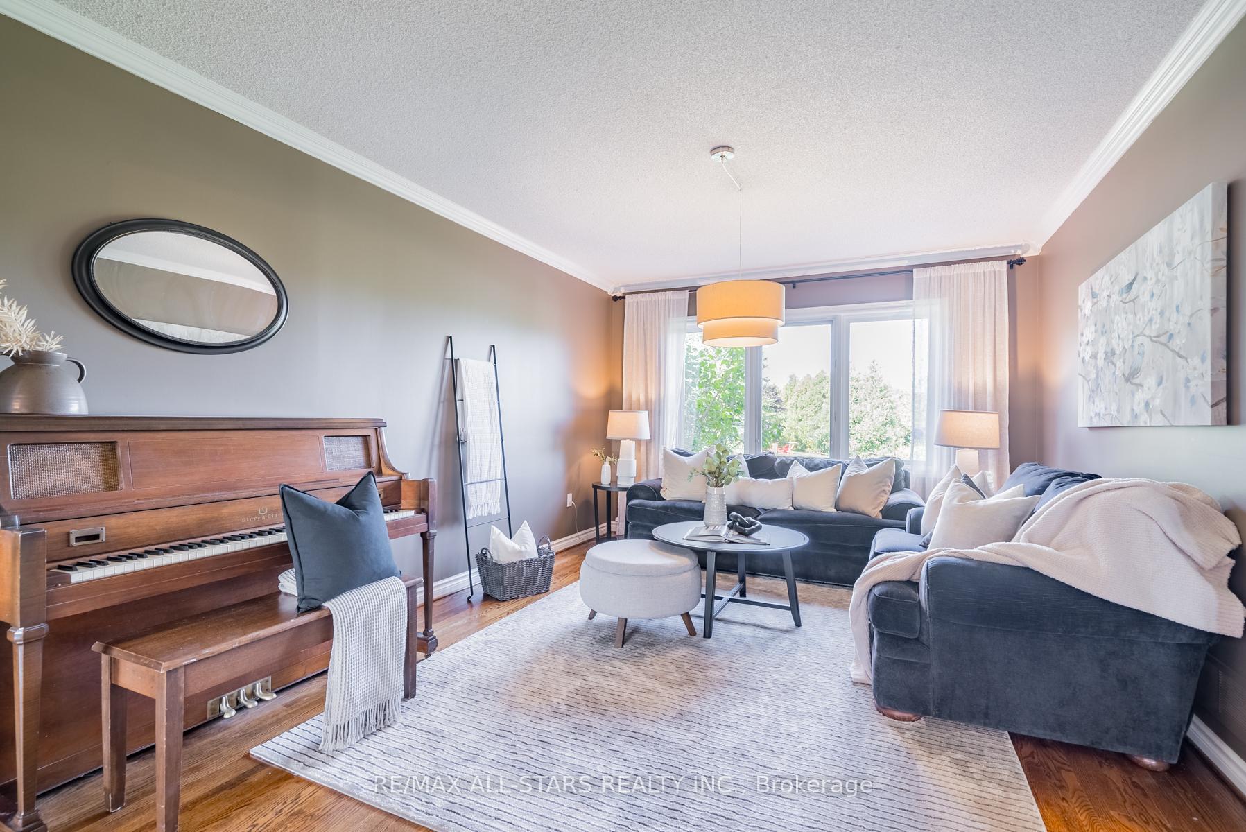Photo 38 of 8 Campbell Drive, Uxbridge — HOMEH