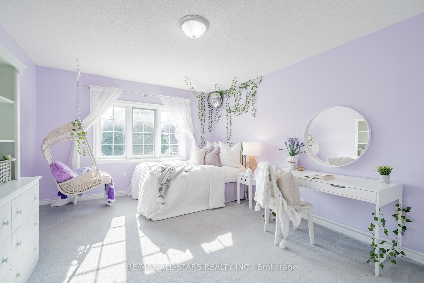 Photo 20 of 8 Campbell Drive, Uxbridge — HOMEH