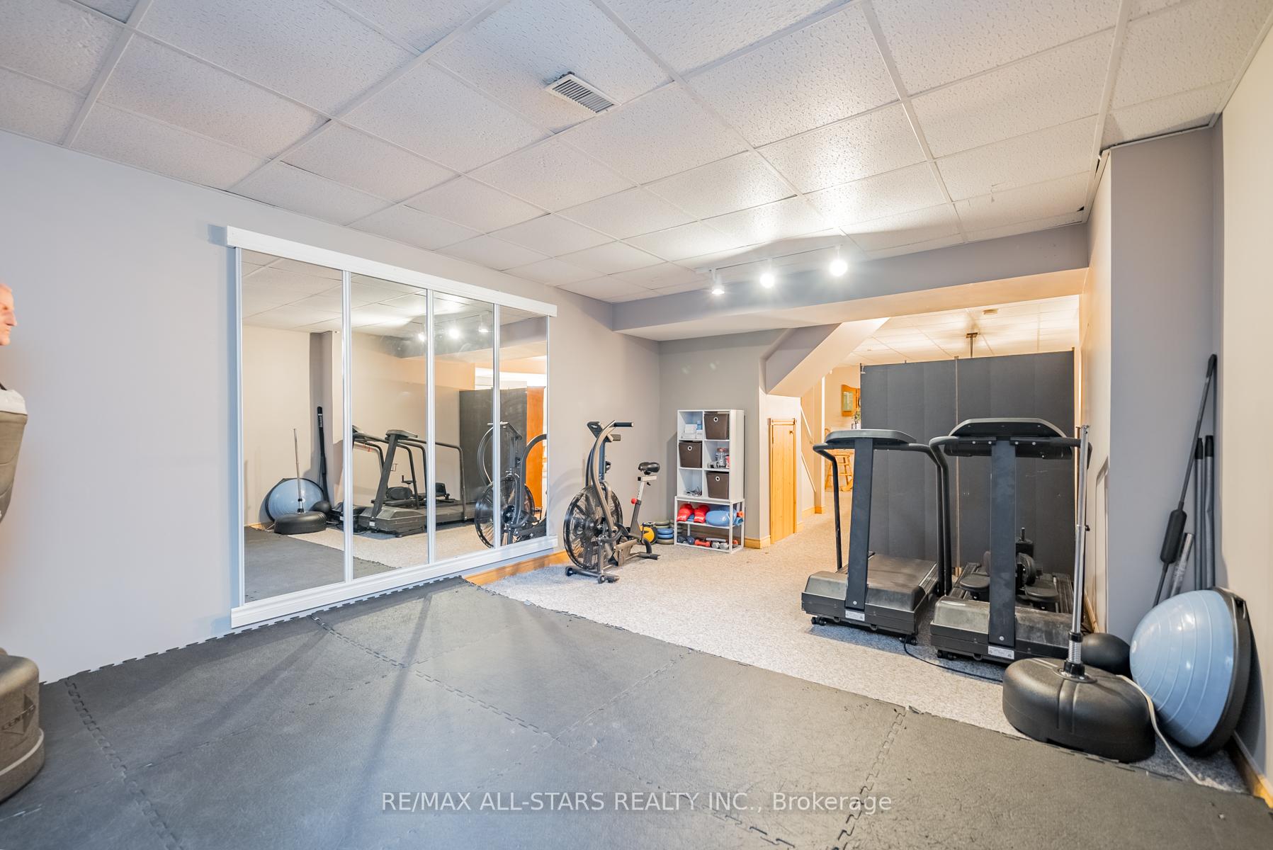 Photo 30 of 8 Campbell Drive, Uxbridge — HOMEH