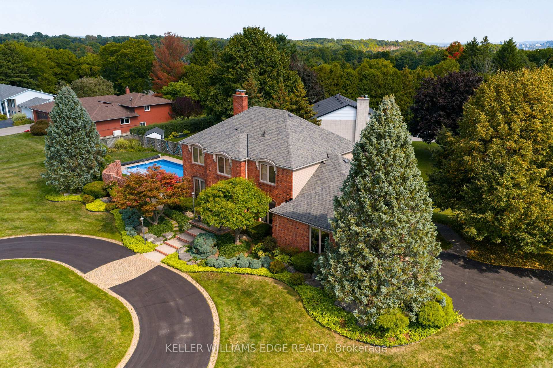 Photo 2 of 55 Kirby Avenue, Hamilton, Greensville — HOMEH