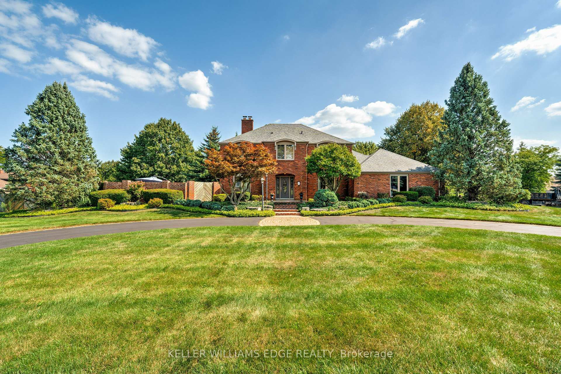 Photo 3 of 55 Kirby Avenue, Hamilton, Greensville — HOMEH