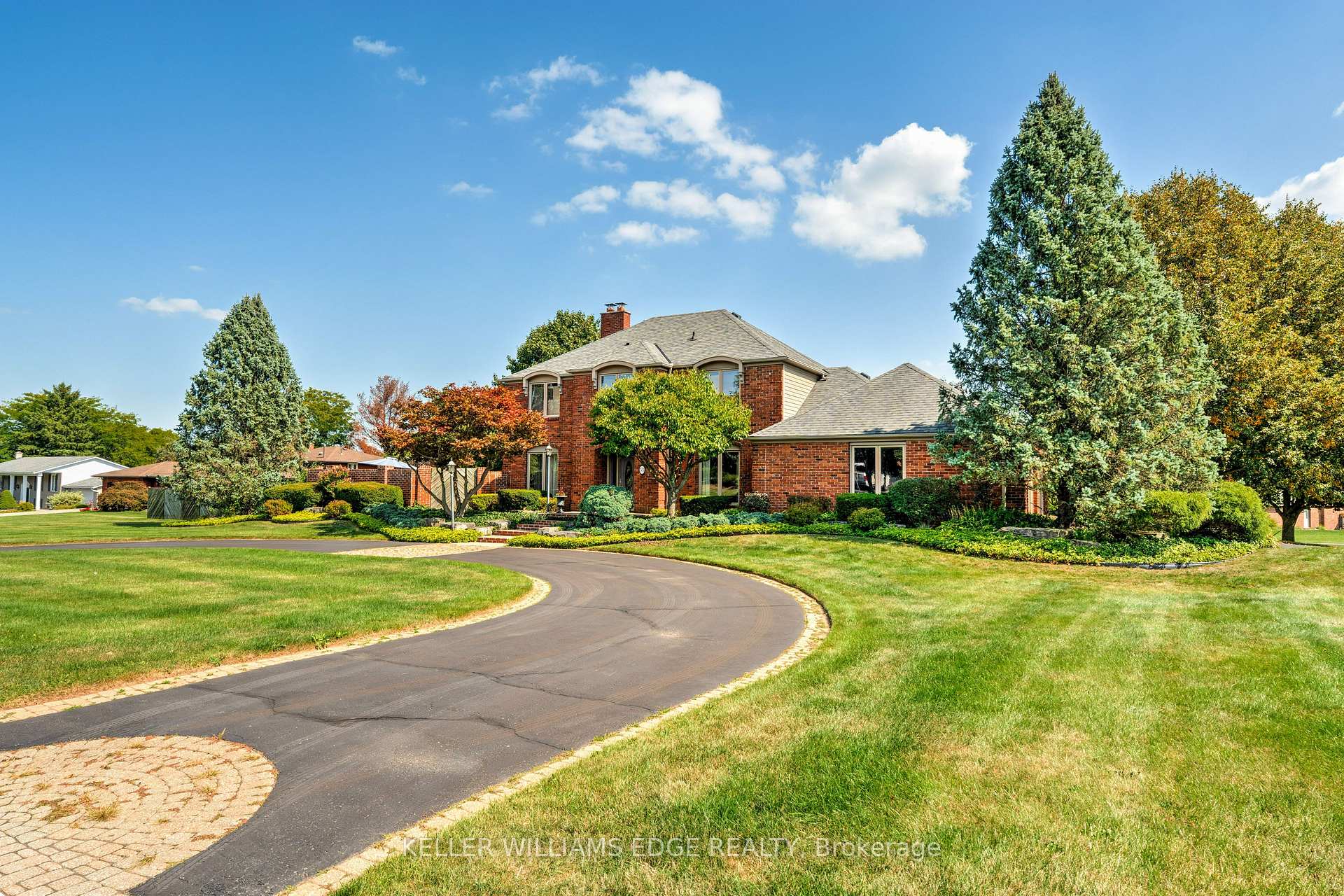 Photo 4 of 55 Kirby Avenue, Hamilton, Greensville — HOMEH