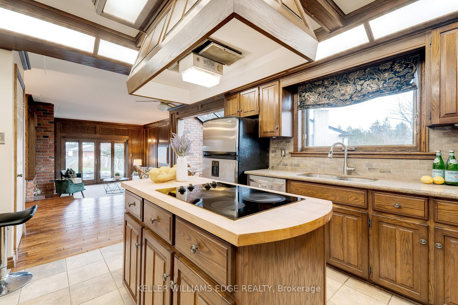 Photo 17 of 55 Kirby Avenue, Hamilton, Greensville — HOMEH