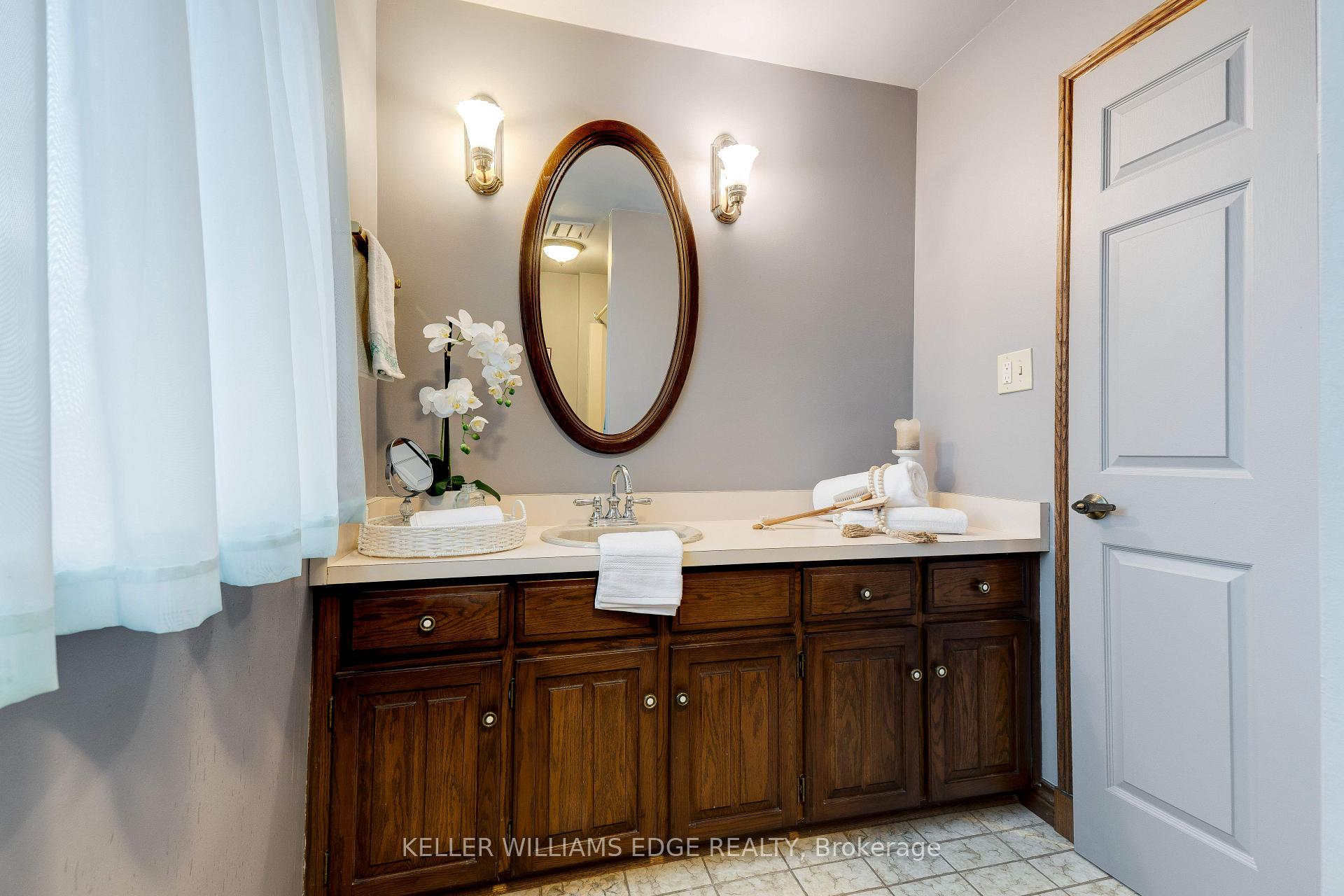 Photo 28 of 55 Kirby Avenue, Hamilton, Greensville — HOMEH